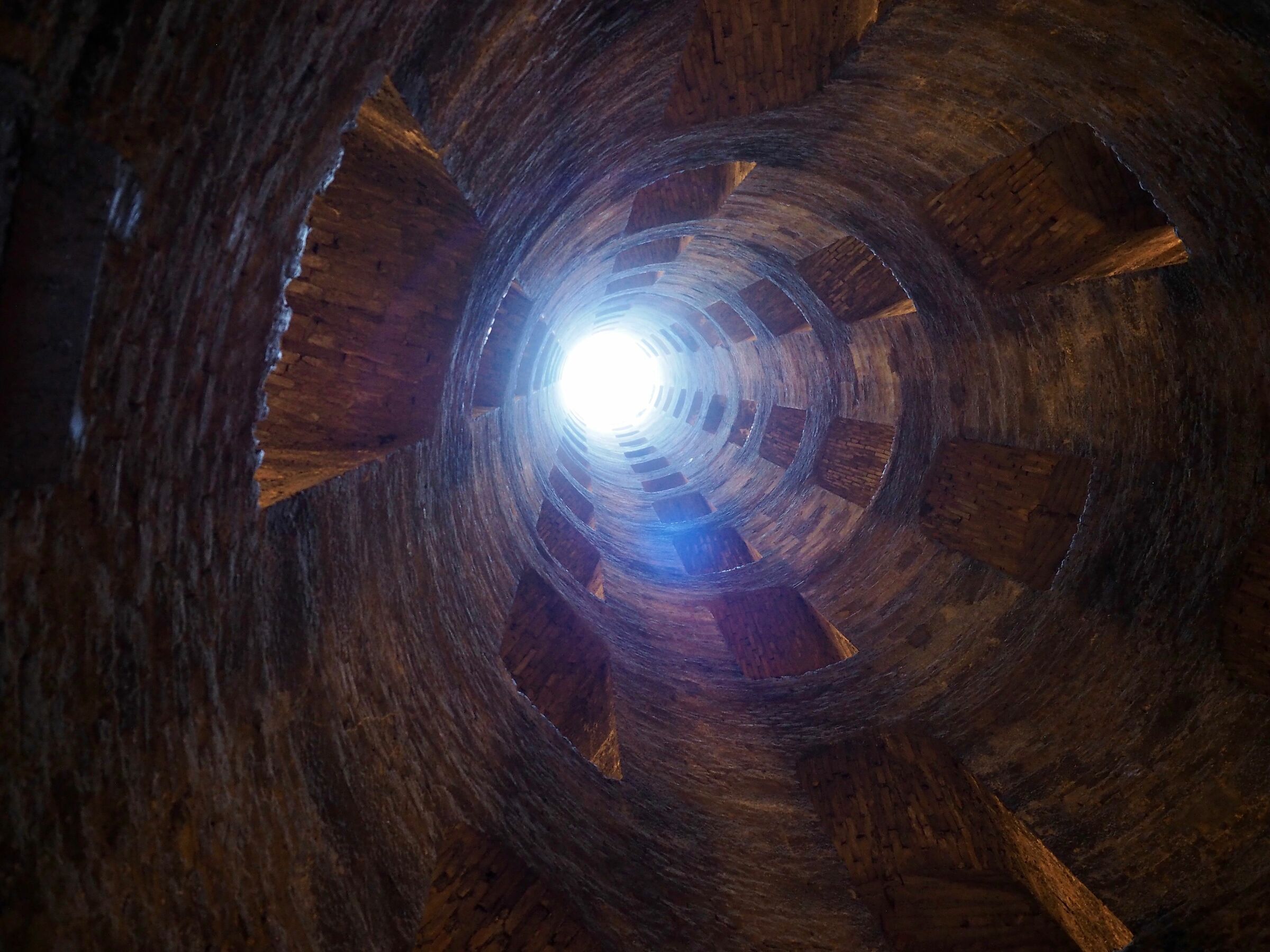 Dal fondo del Pozzo di San Patrizio