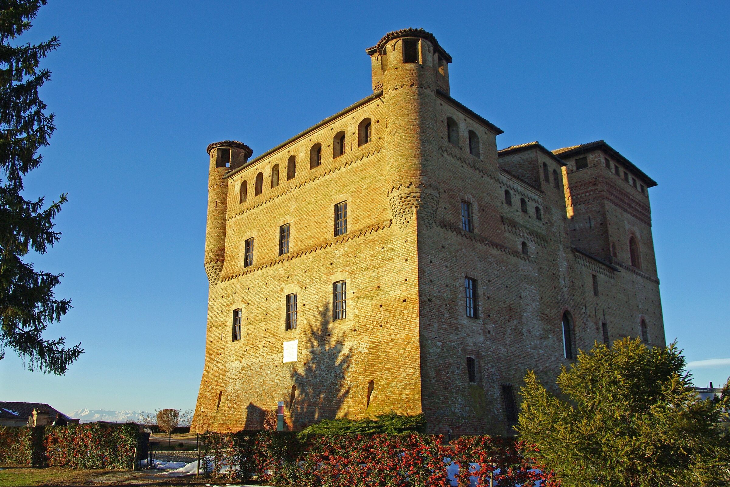 Grinzane Castle Cavour (Piemonte)