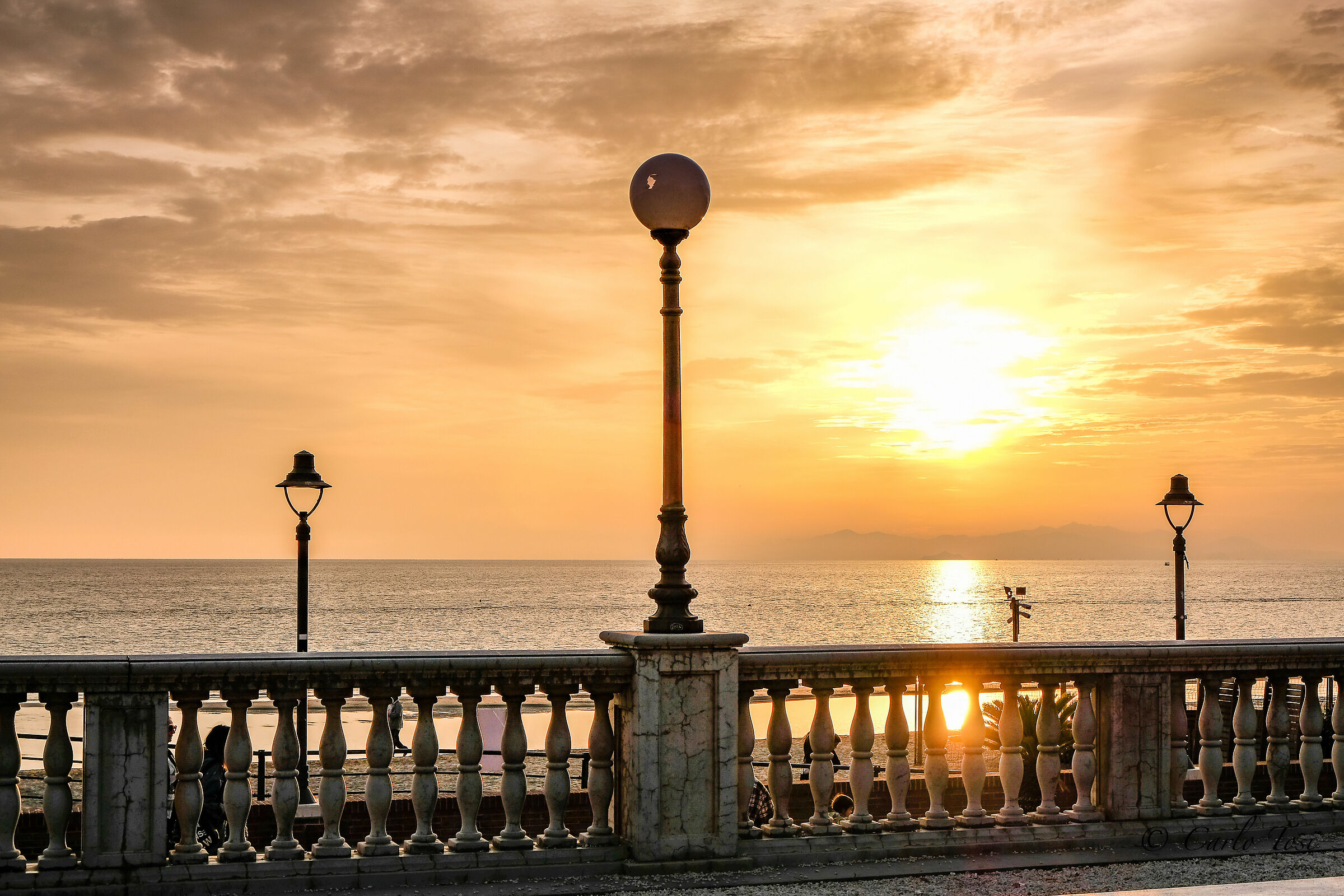 Tramonto umido  a Follonica