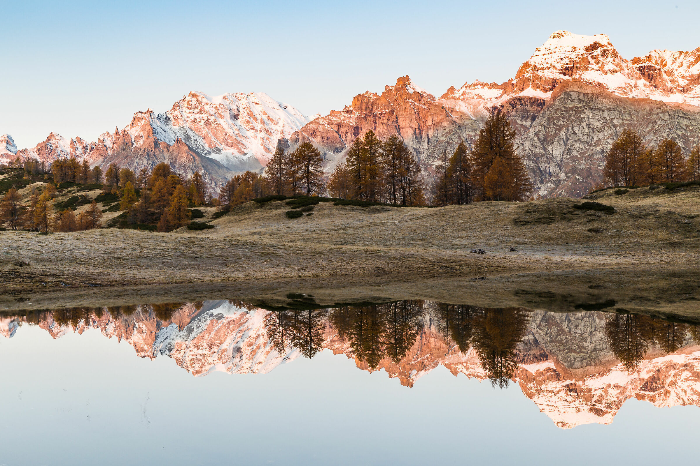 Riflessi sul lago di Sangiatto