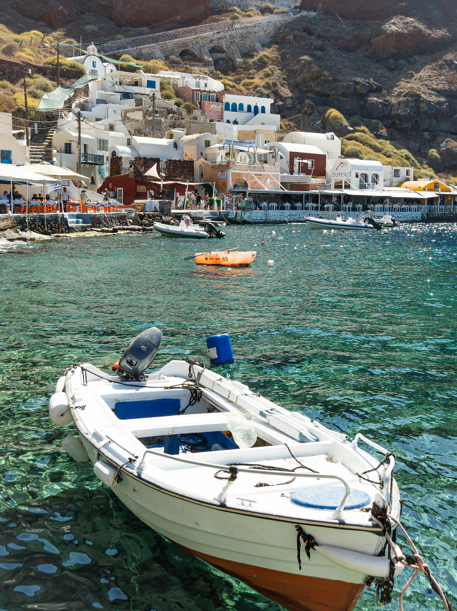 Amoudi Bay, California