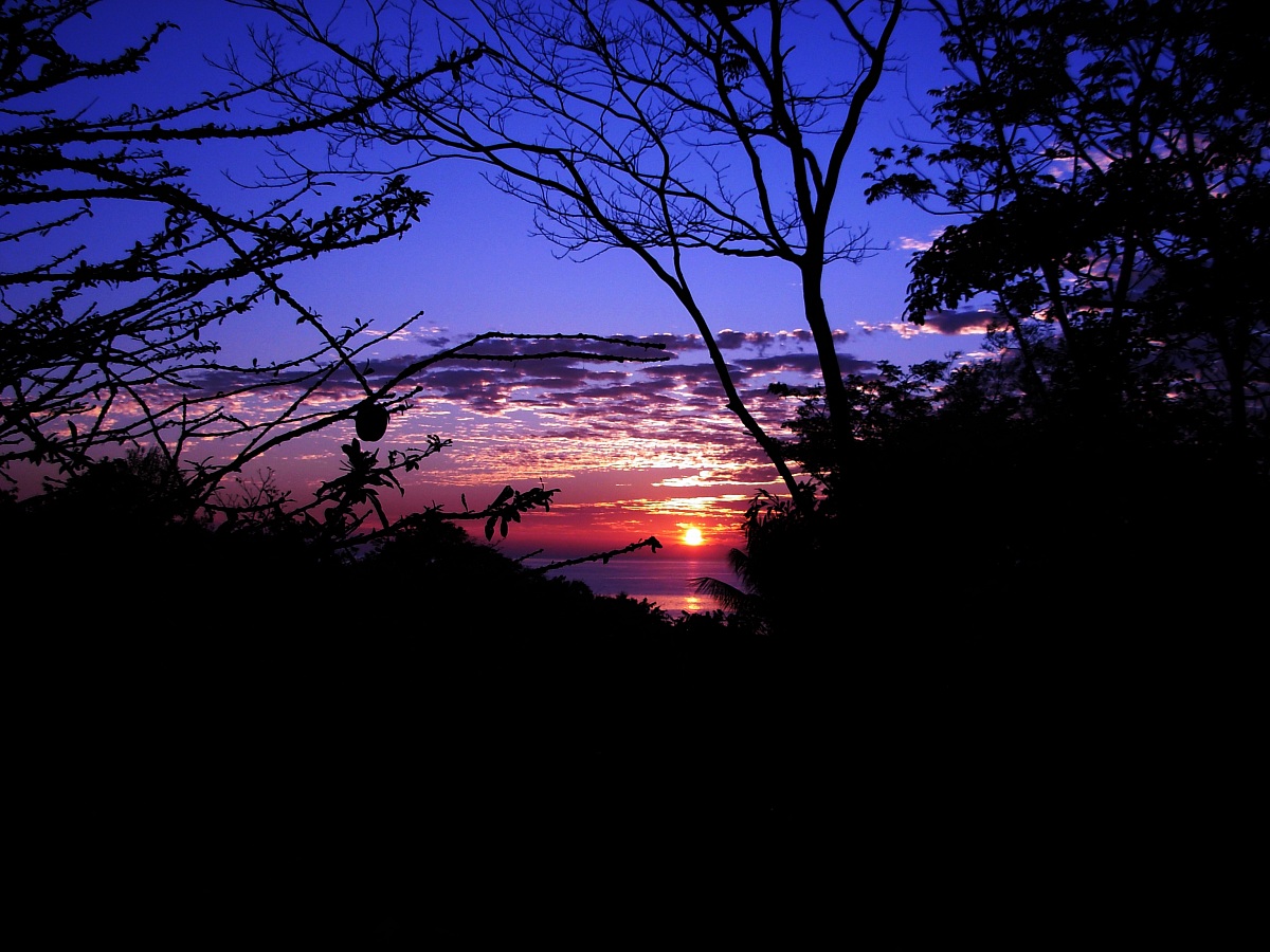Sunset in Costa Rica ...