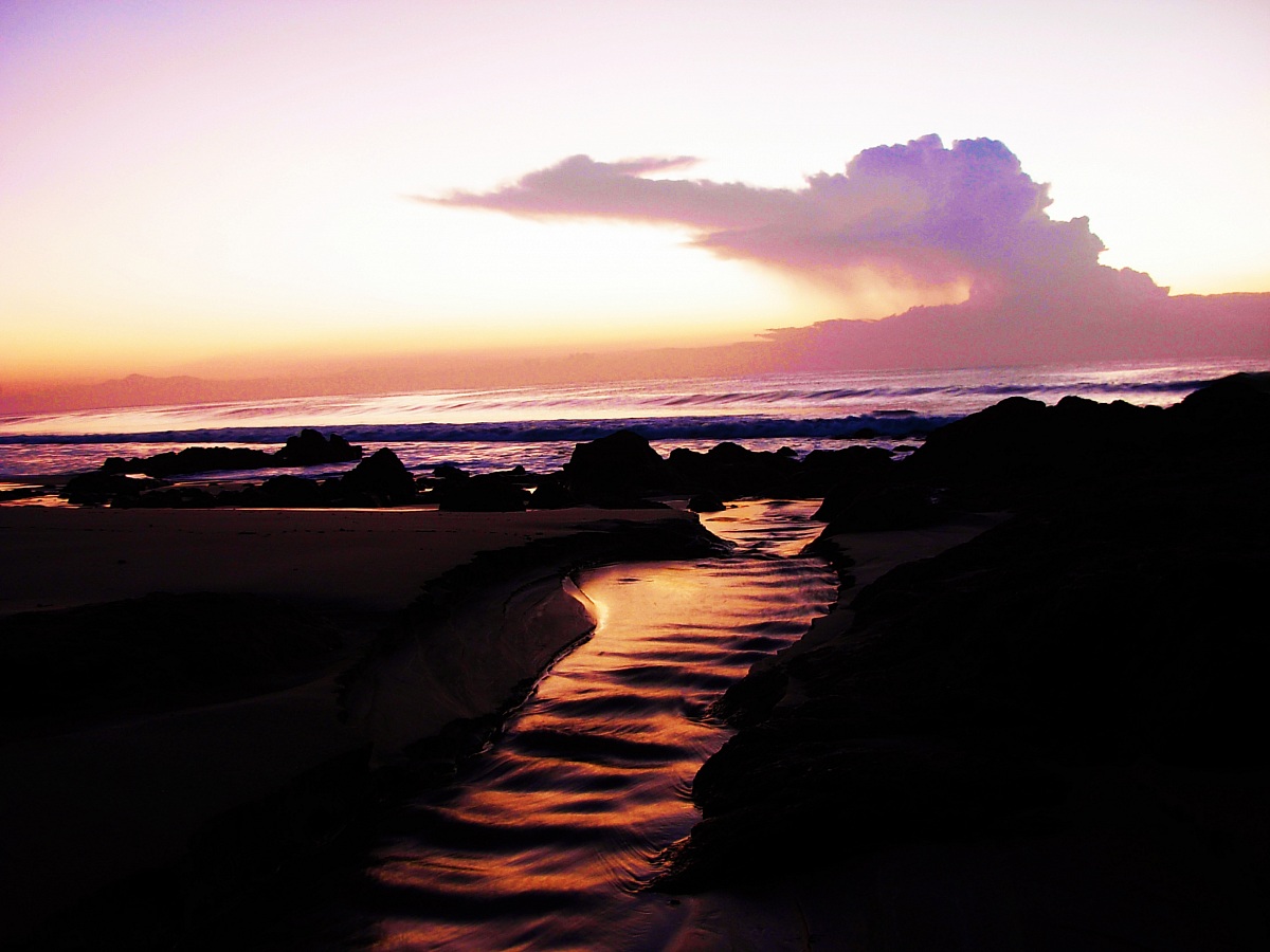 Sunrise at Montezuna