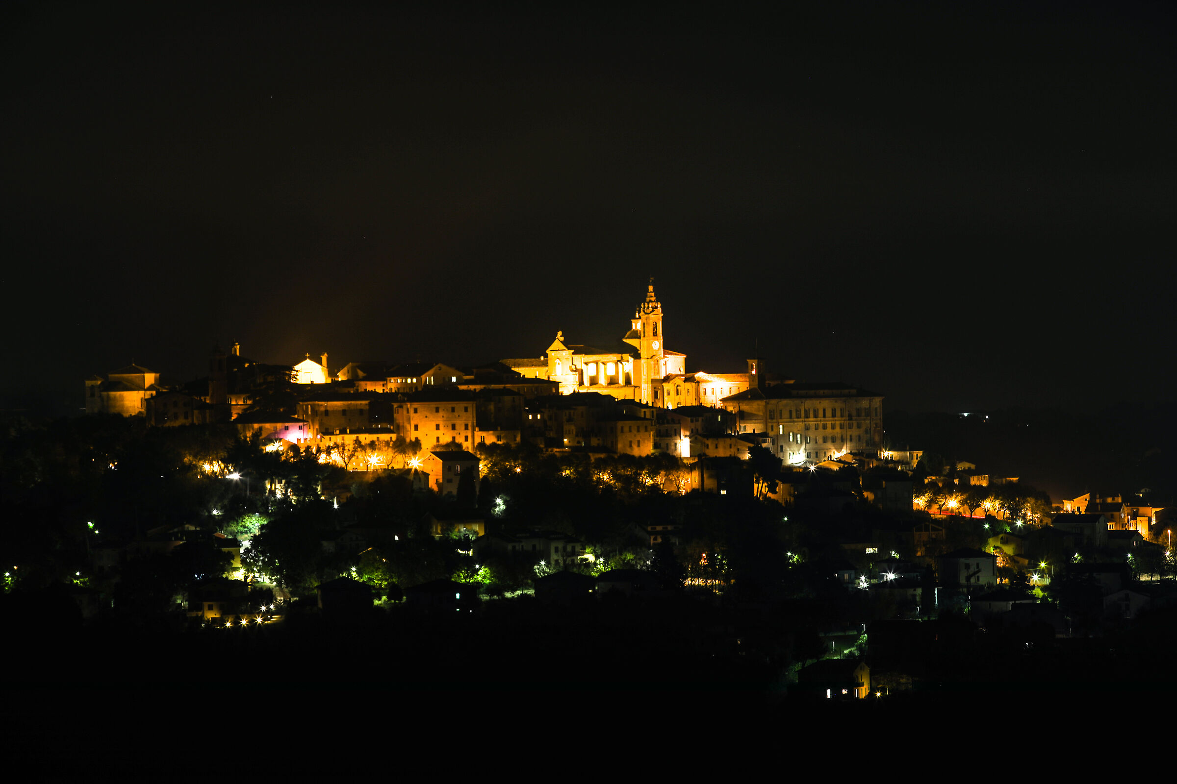 Mondavio (PS) at night