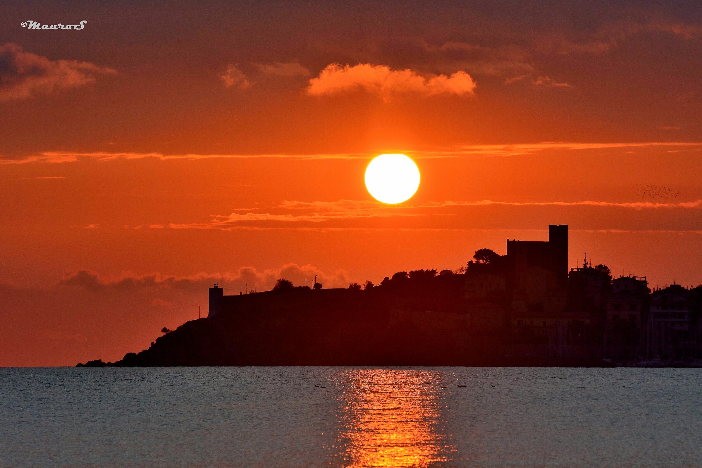 Talamone al tramonto