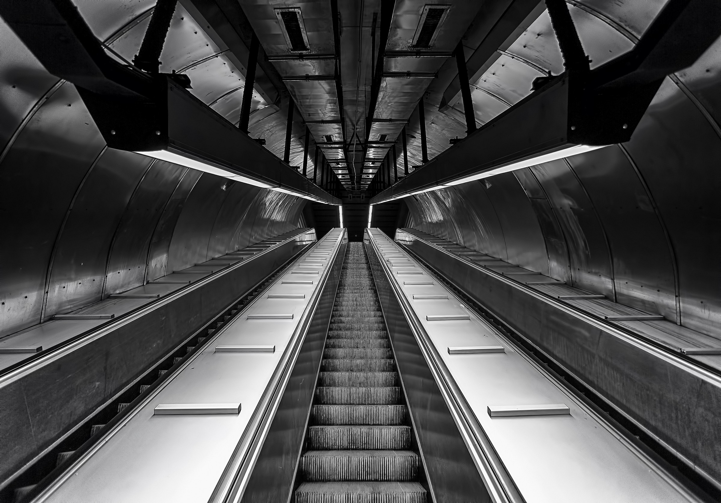 Geometries metropolitan