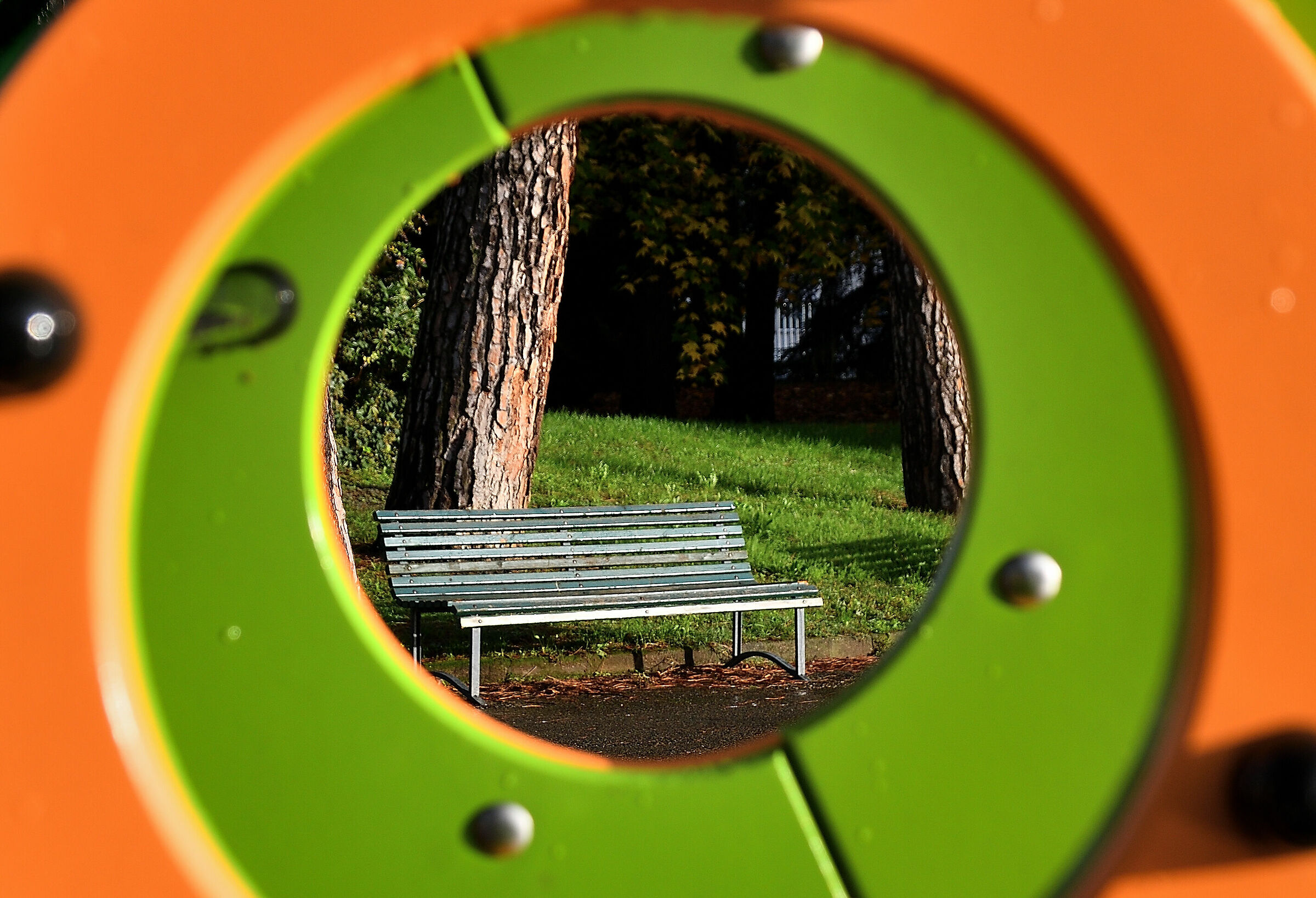 The porthole of silence