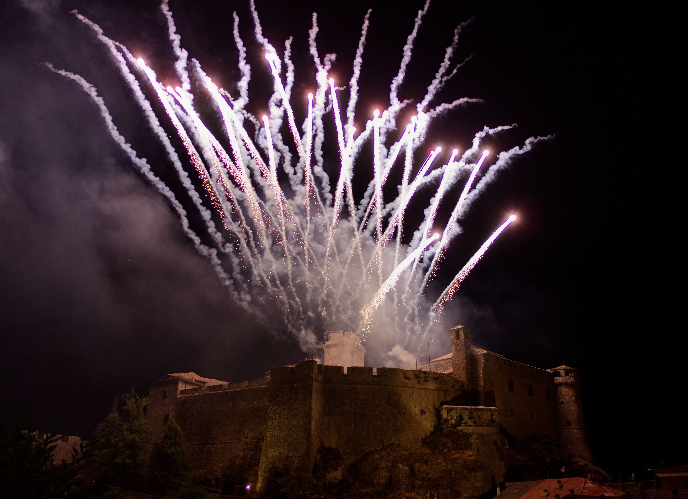 Fuochi dal castello