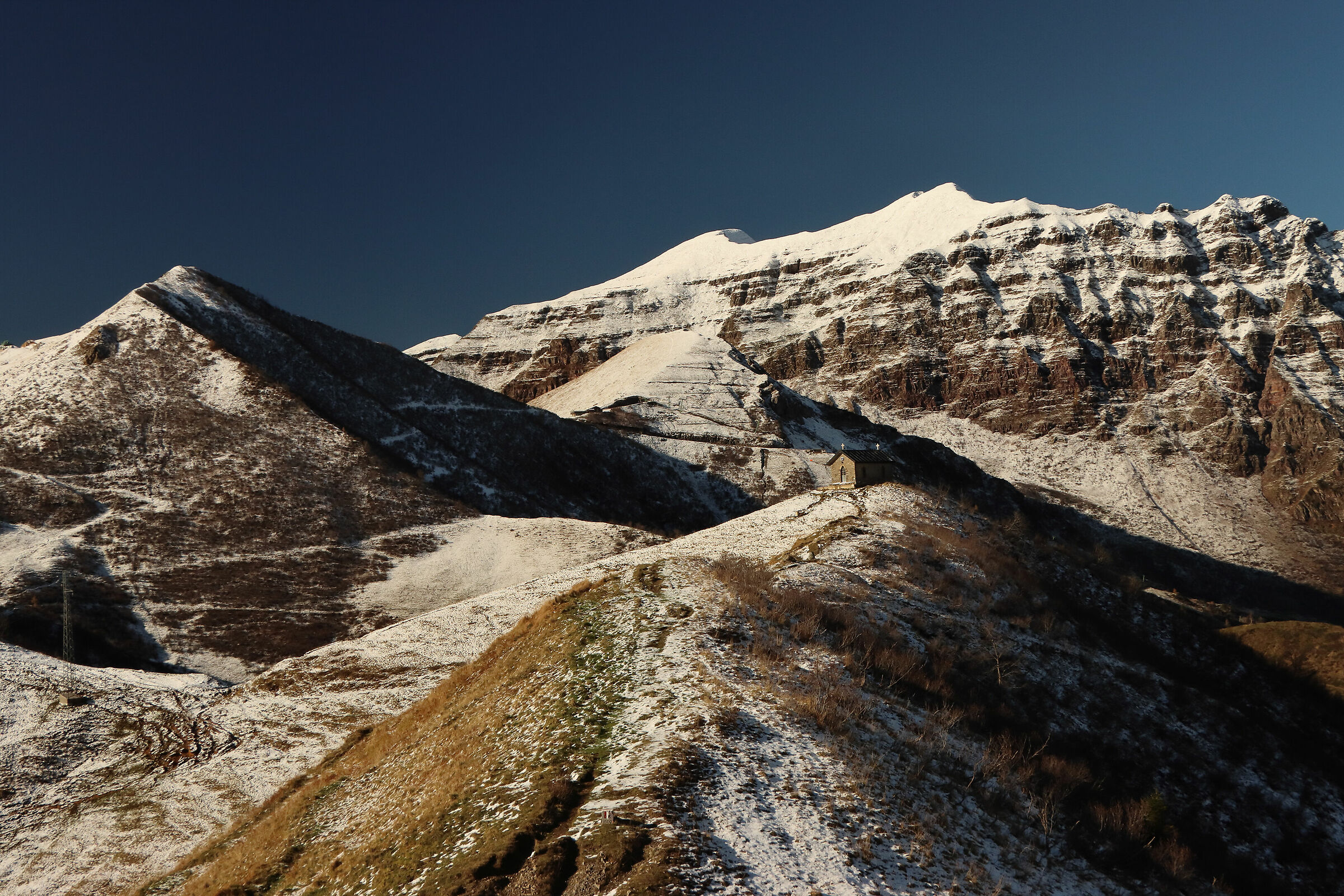 la chiesetta solitaria