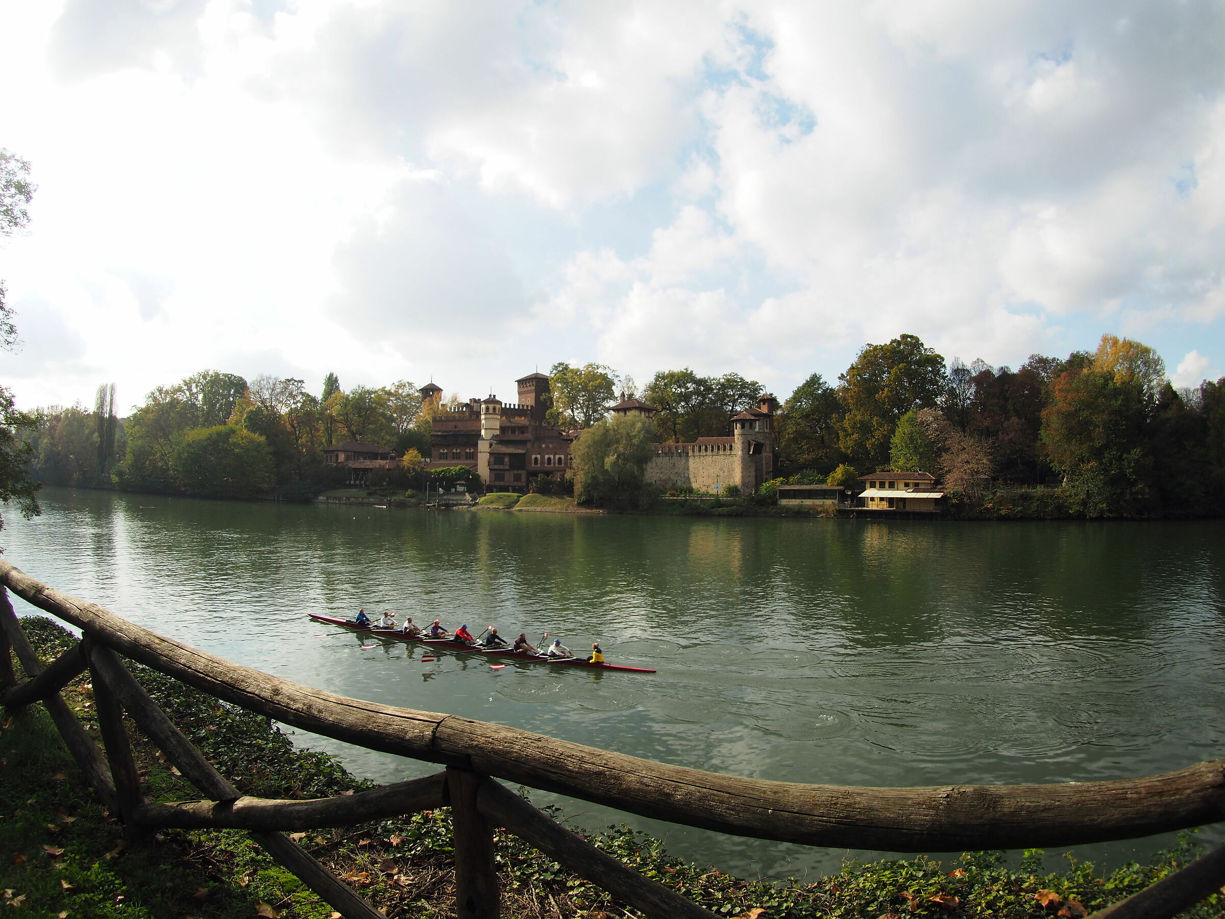 Walking with body caps, Turin
