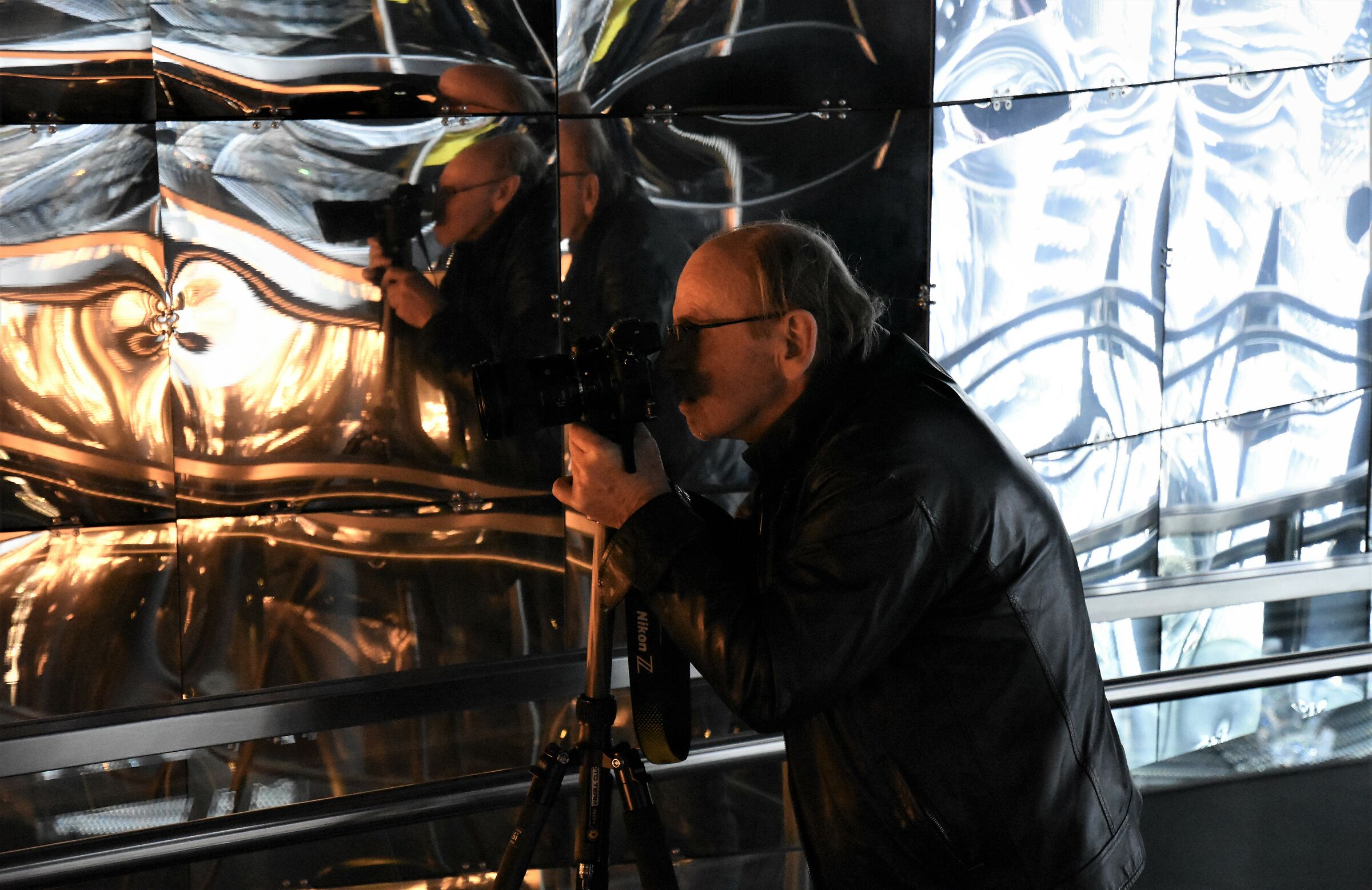 Un fotografo ..che si moltiplica perchè e' un gra...