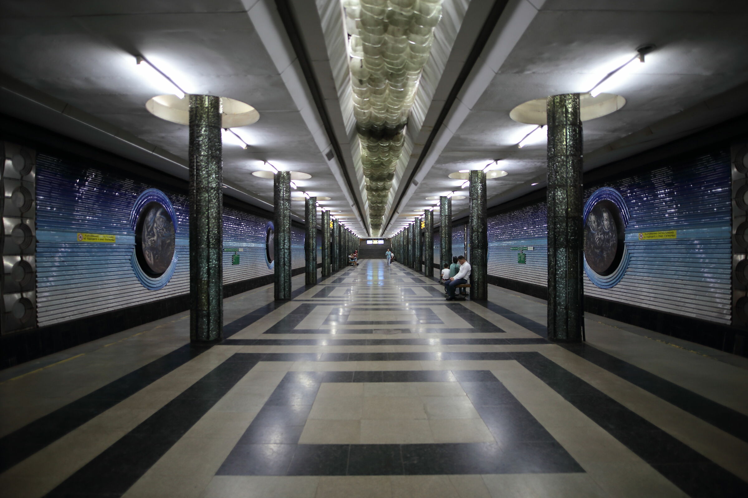 La fermata di Kosmonavtlar, Metropolitana di Tashkent,