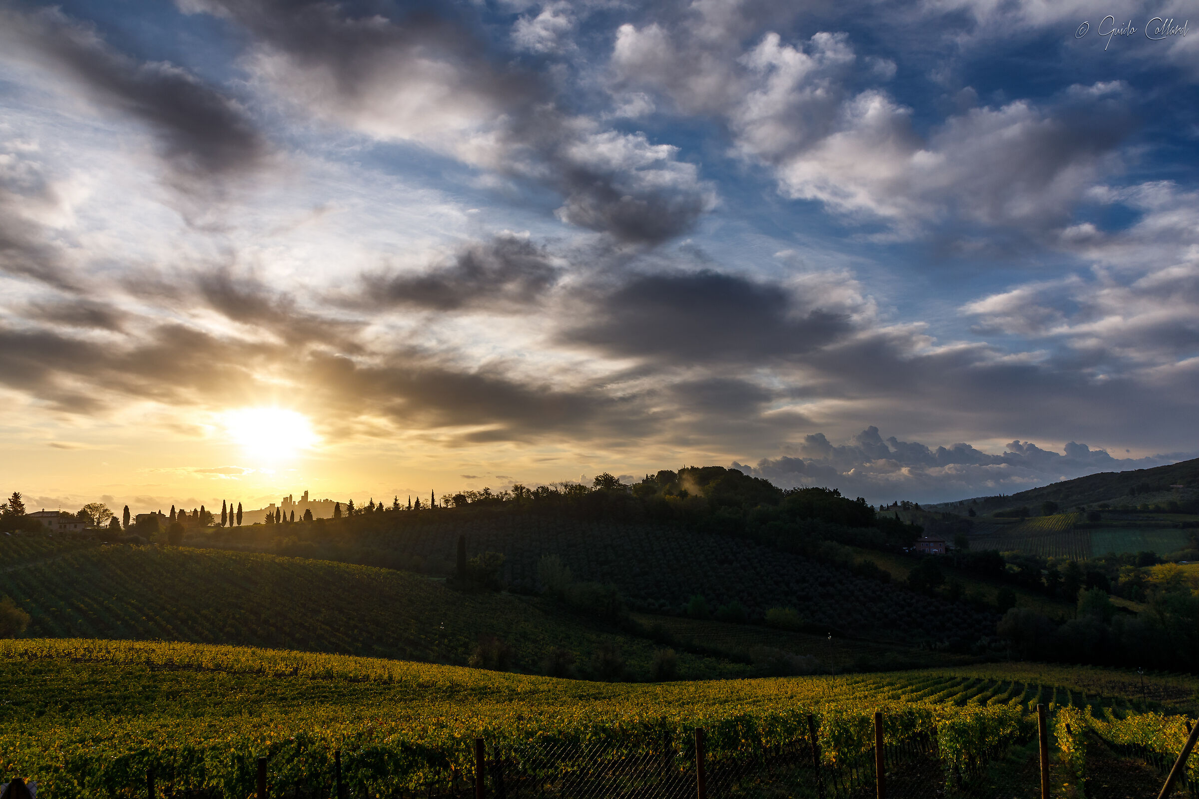 Campagna Toscana - Alba su San Gimignano