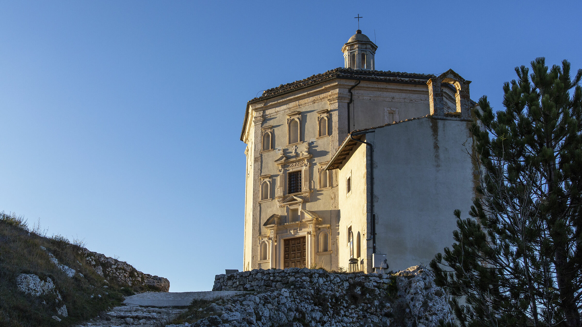 Chiesa Santa Maria della Pietà, Rocca Calascio
