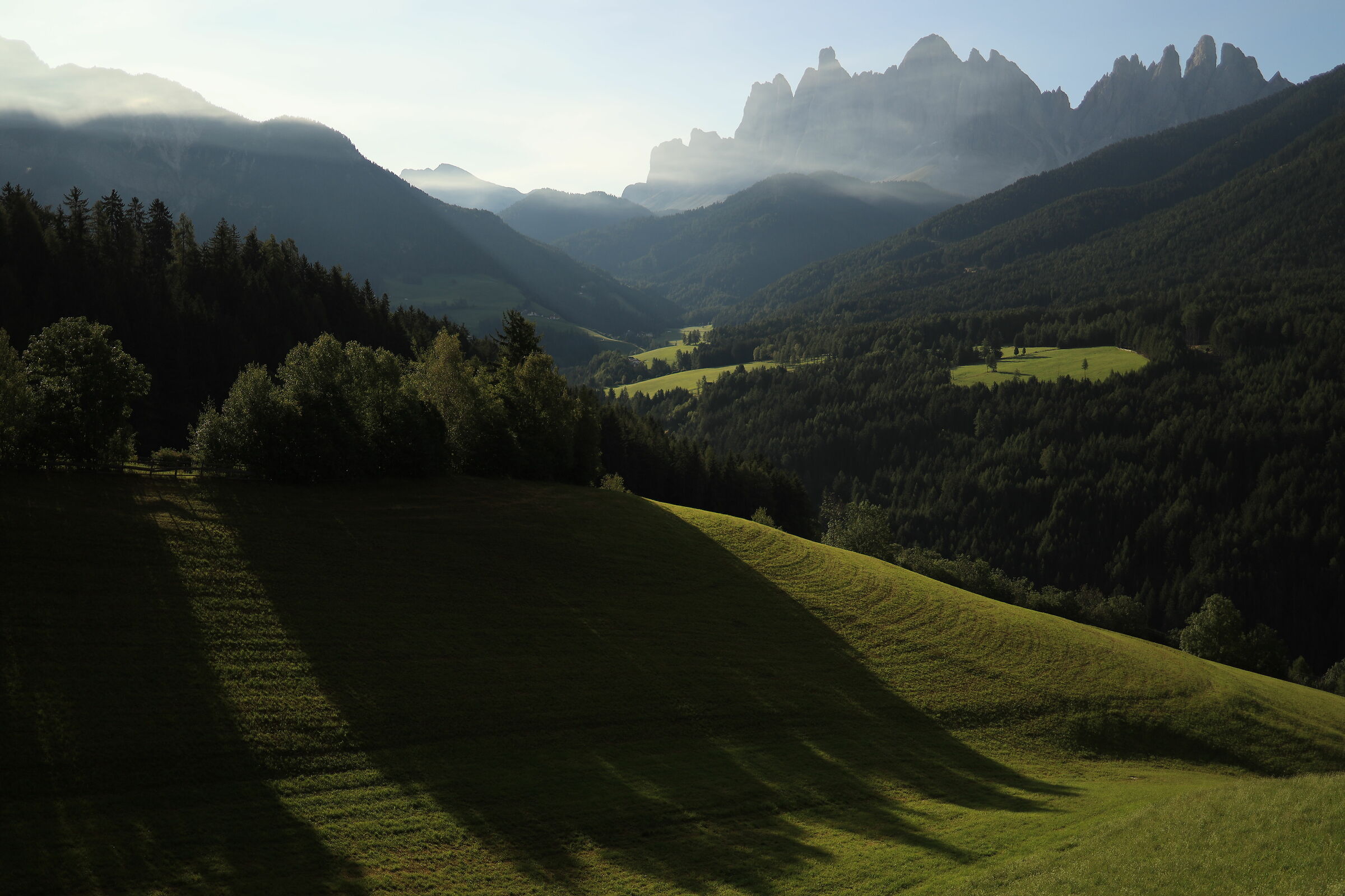 Alba in Val di Funes