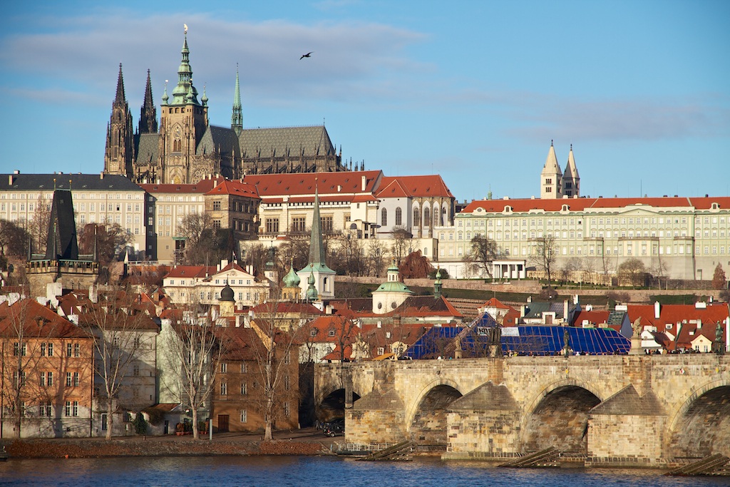 Castello e Ponte Carlo 2