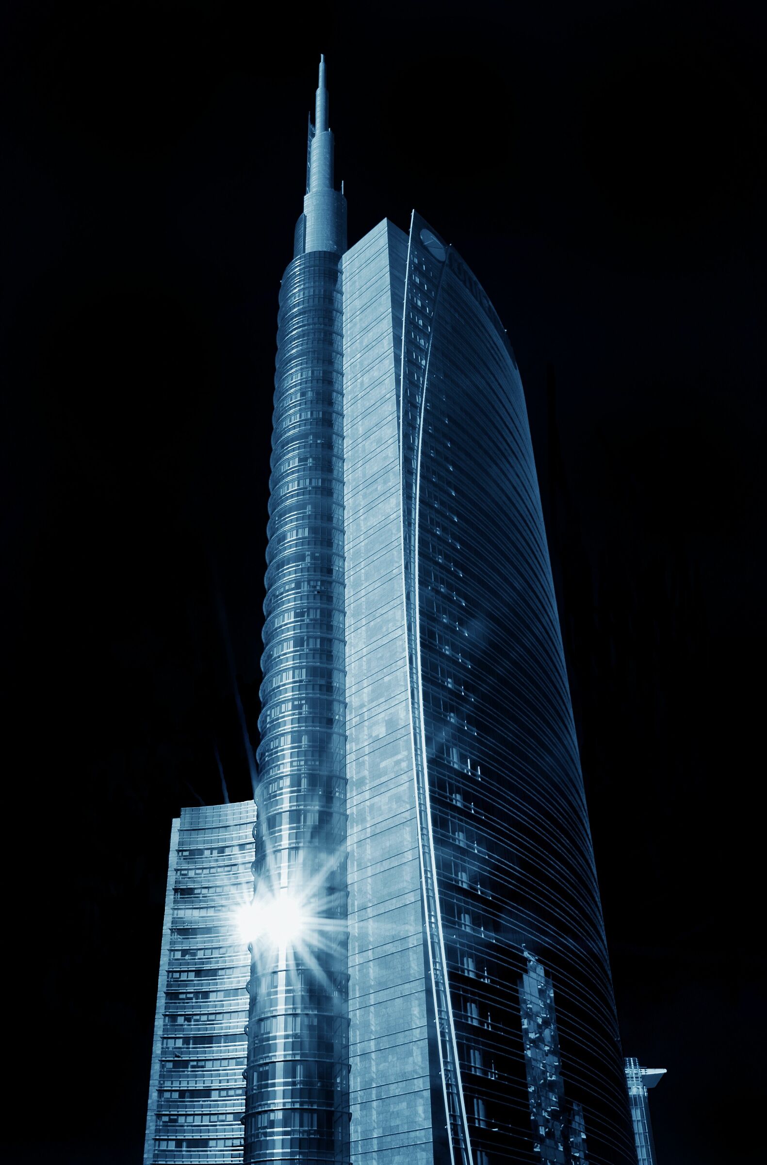 UniCredit Tower Art