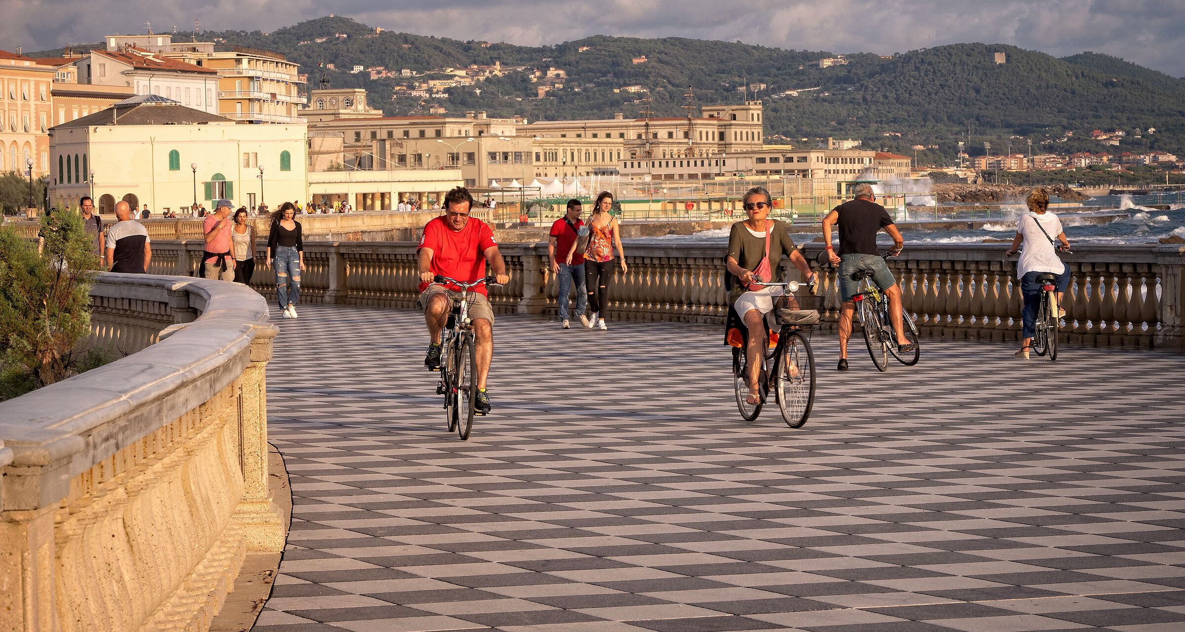 Livorno Piazza Mascagni - Cycling