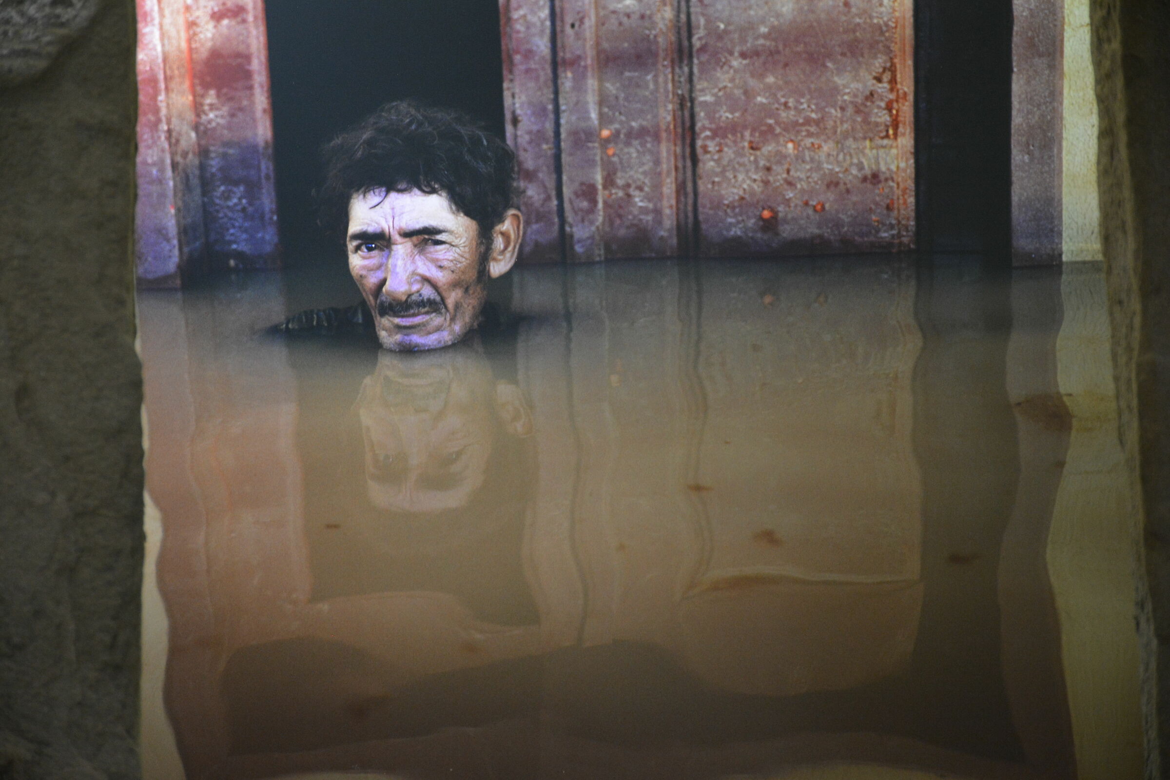 With water at the throat