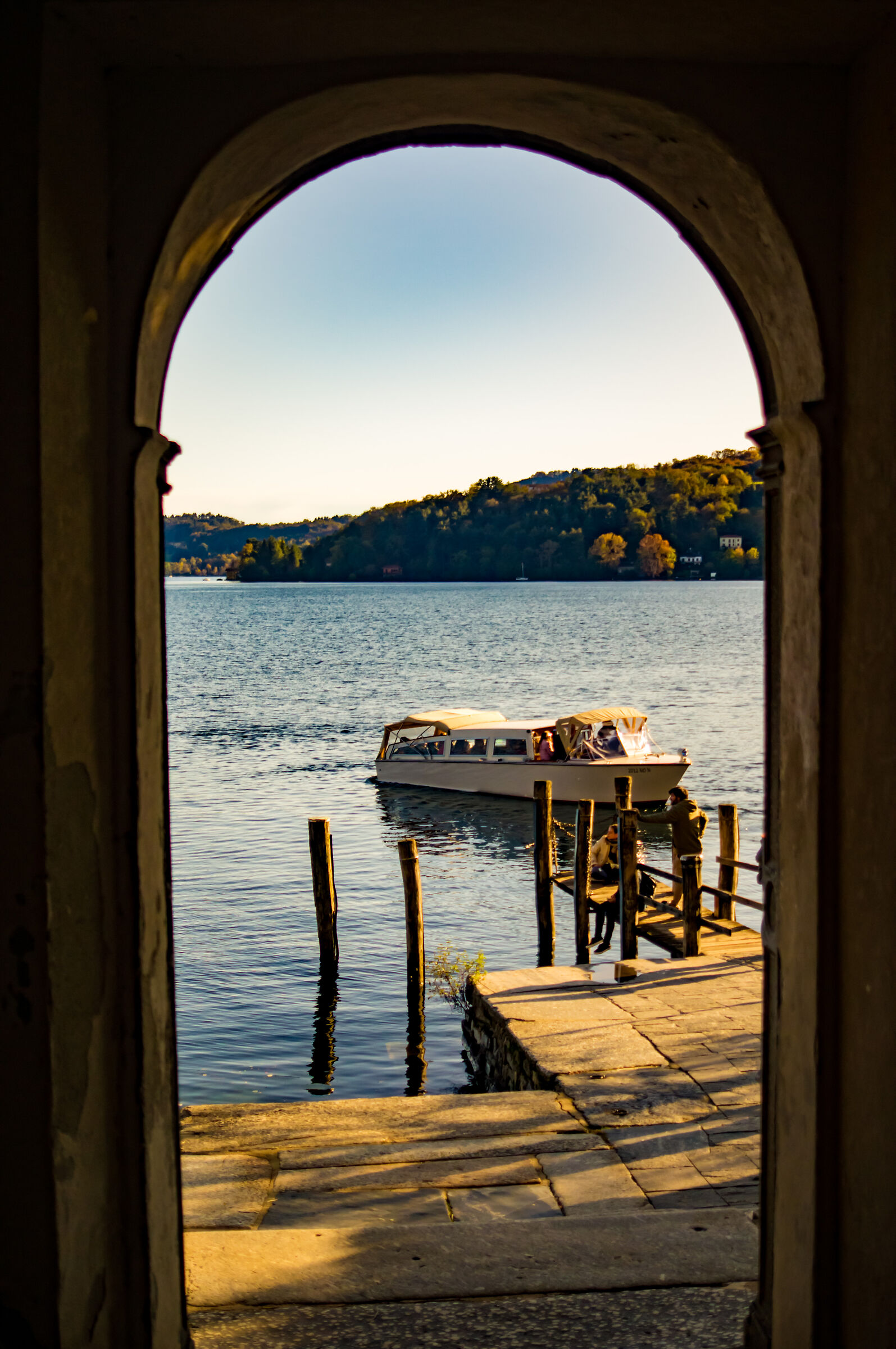 glimpse of the lake