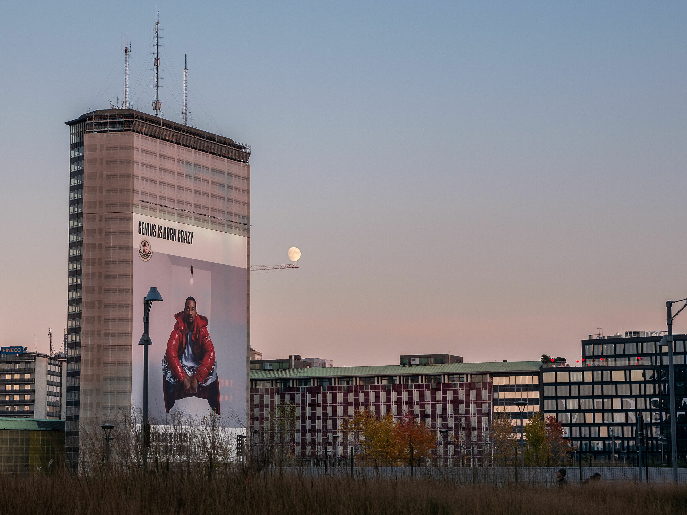 A support for the Moon