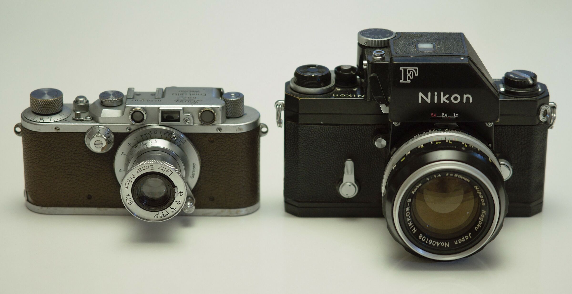 Mirrorless VS Reflex ;-)