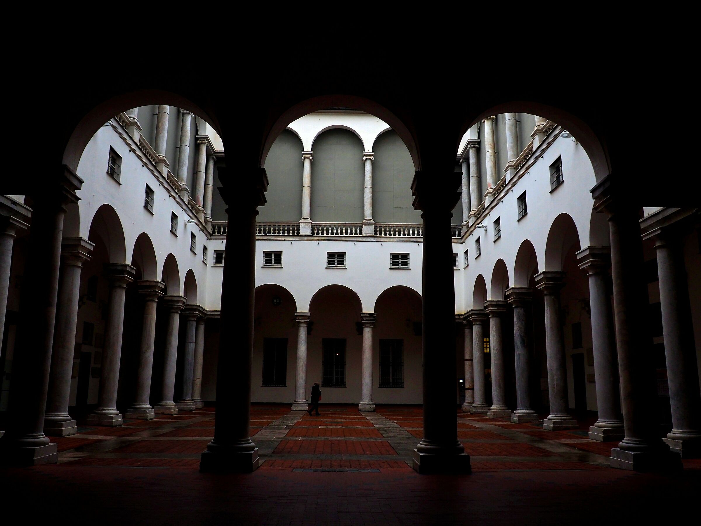 Colonnato di Palazzo Ducale