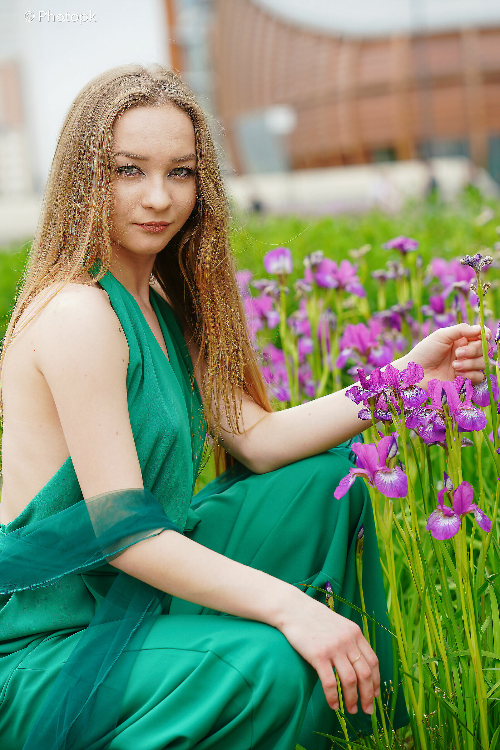 Valeria in the flowers
