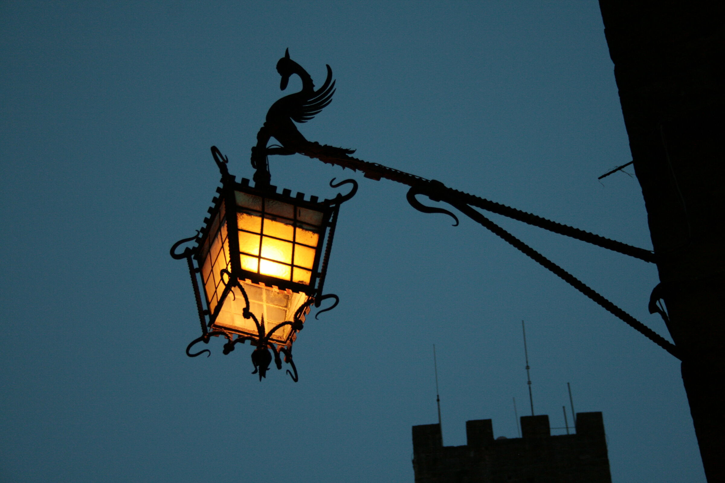 Scende la sera a Volterra