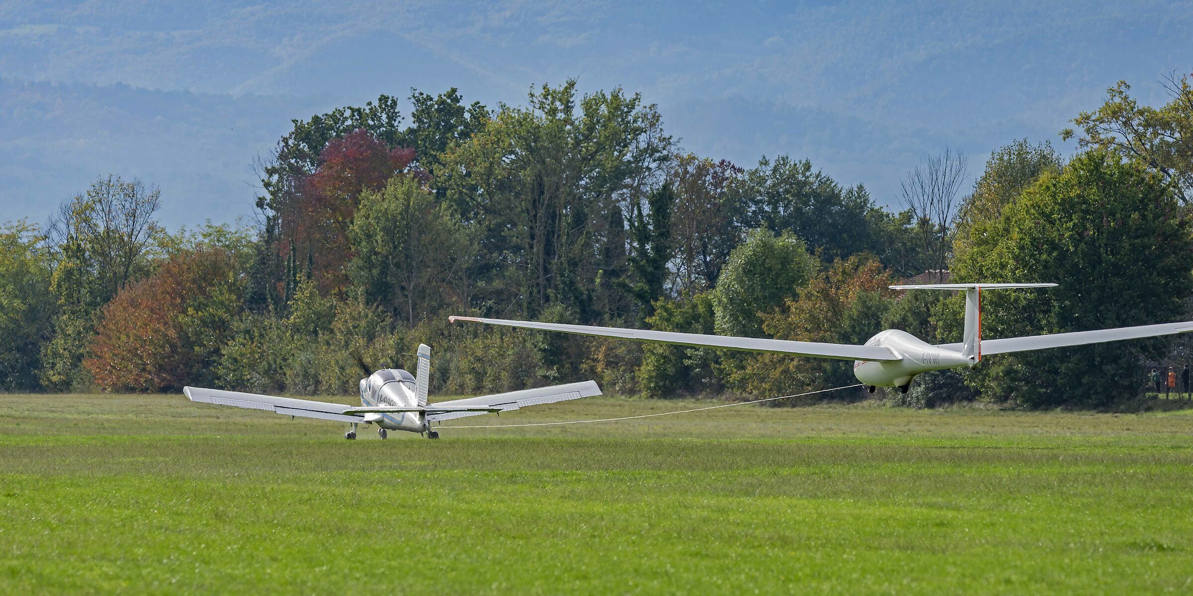 Glider train on take-off