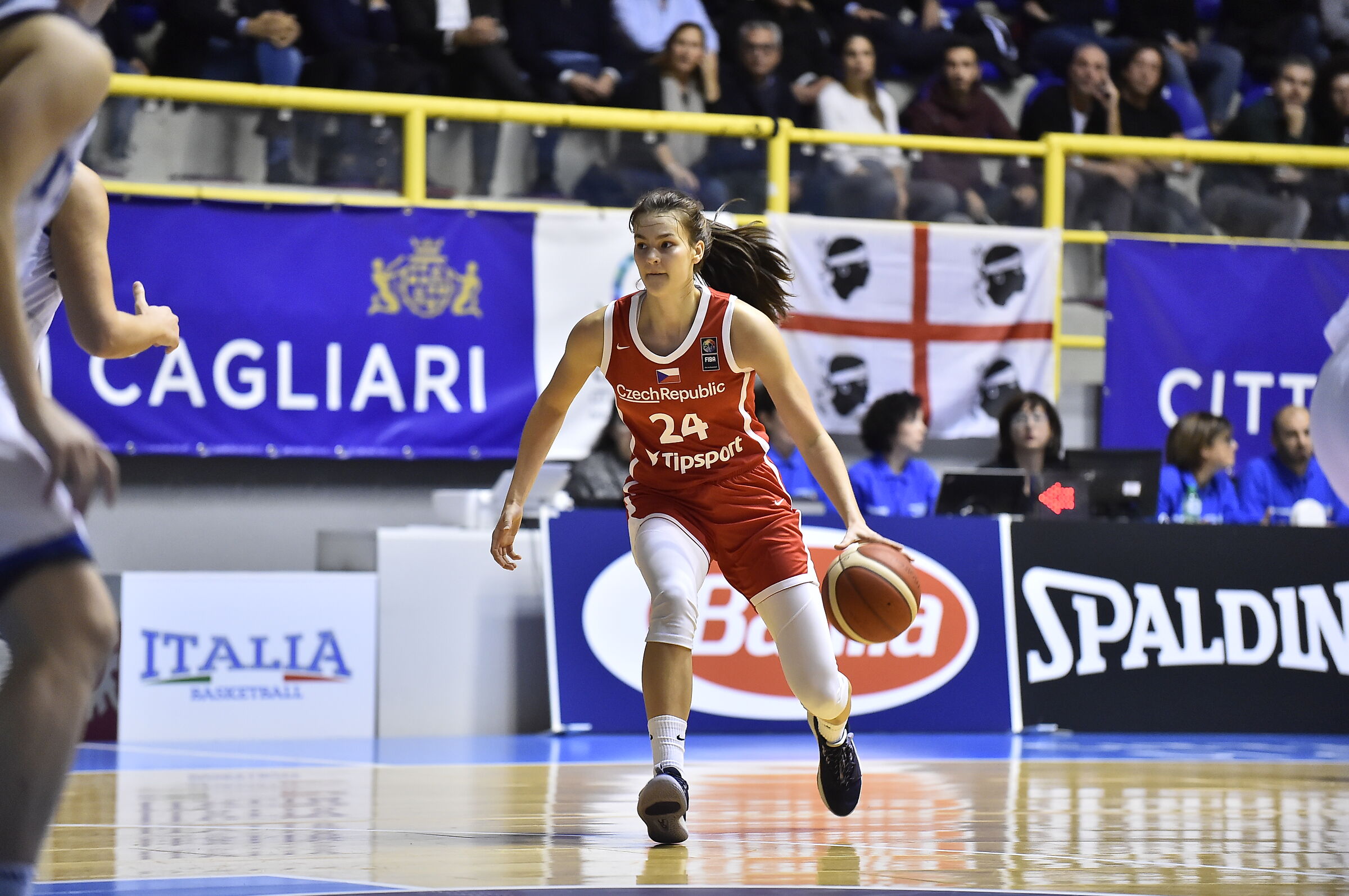 Italy Women in Cagliari