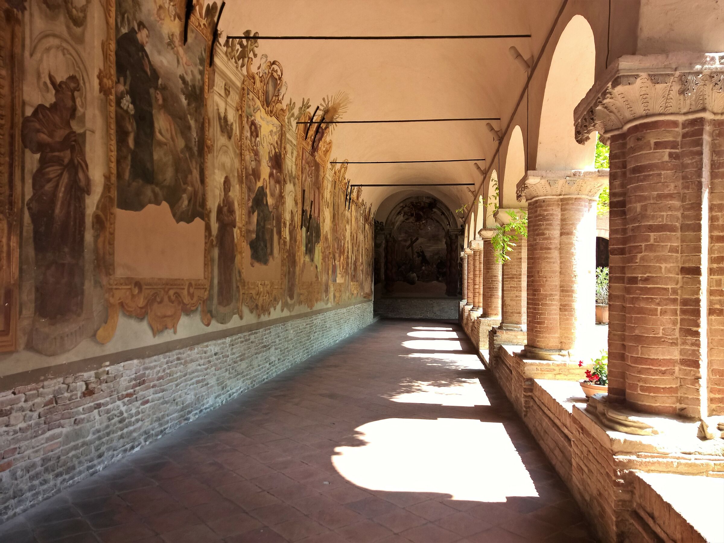 St. Nicholas Cloister - Tolentino
