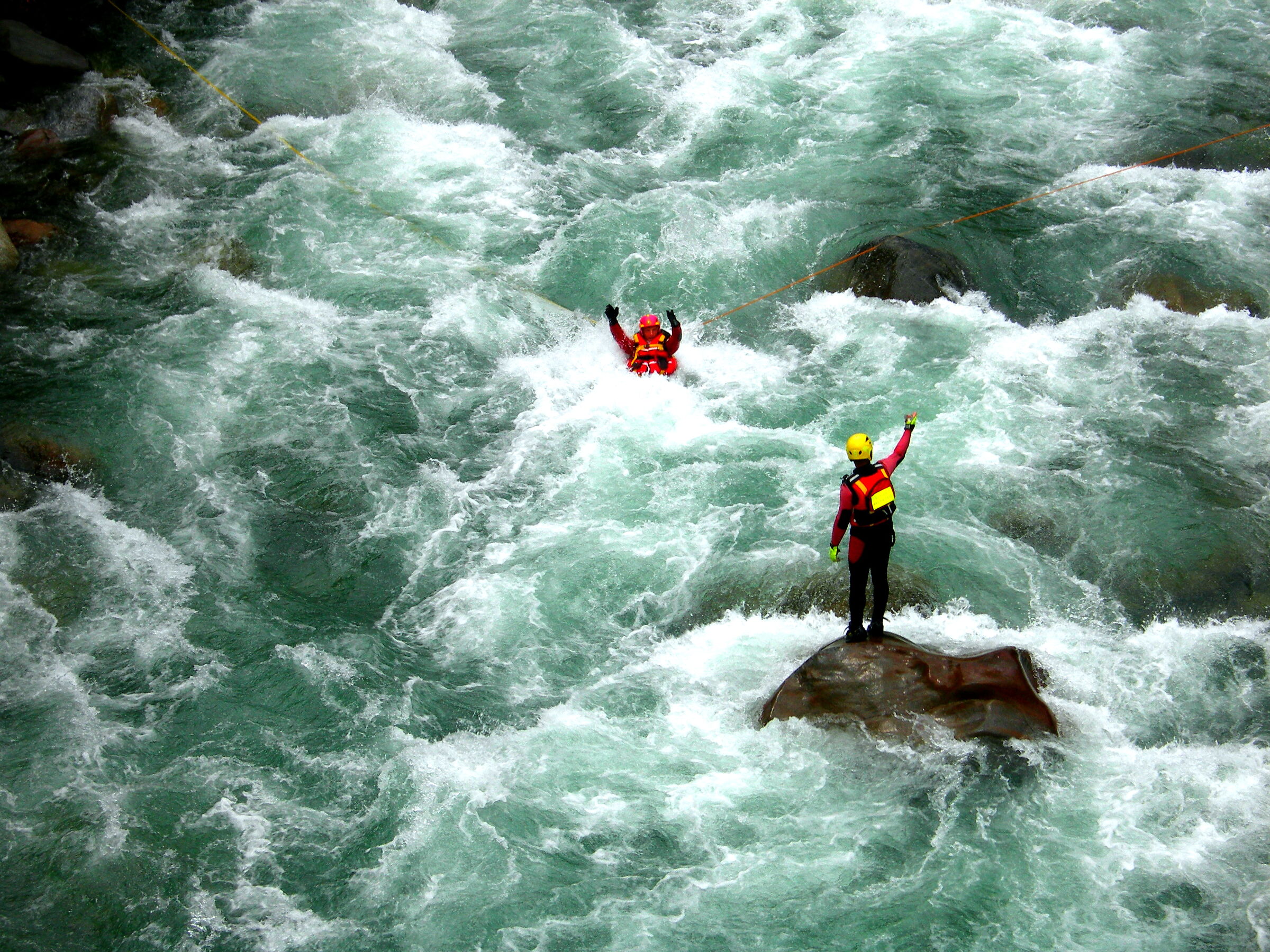 vvf. Addestramento soccorso acquatico fluviale