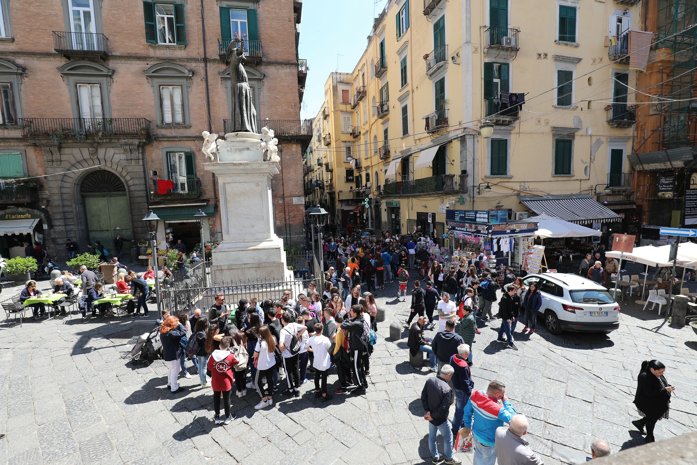 Piazza S. Gaetano Napoli