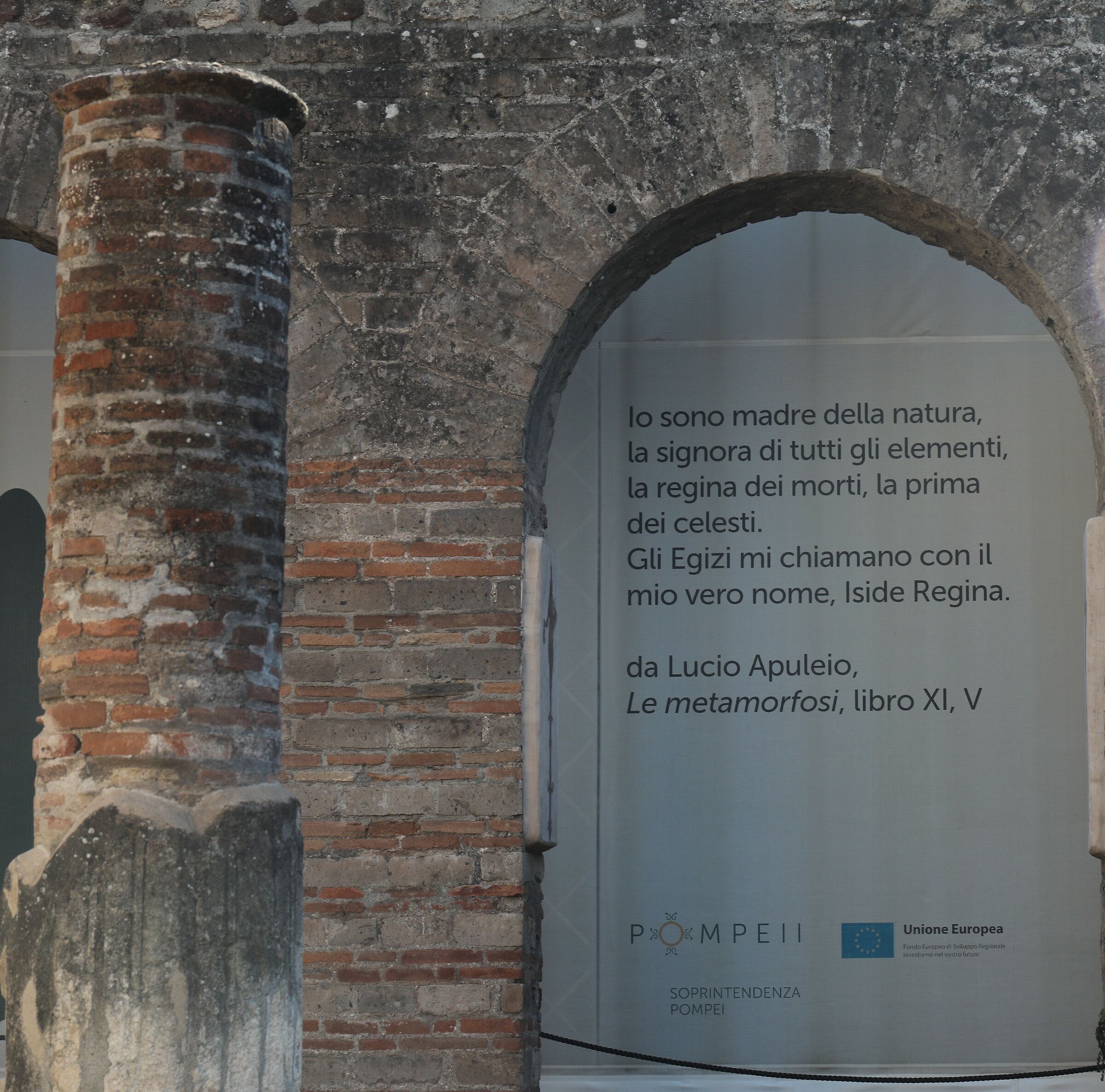 Napoli Pompei tempio di Iside