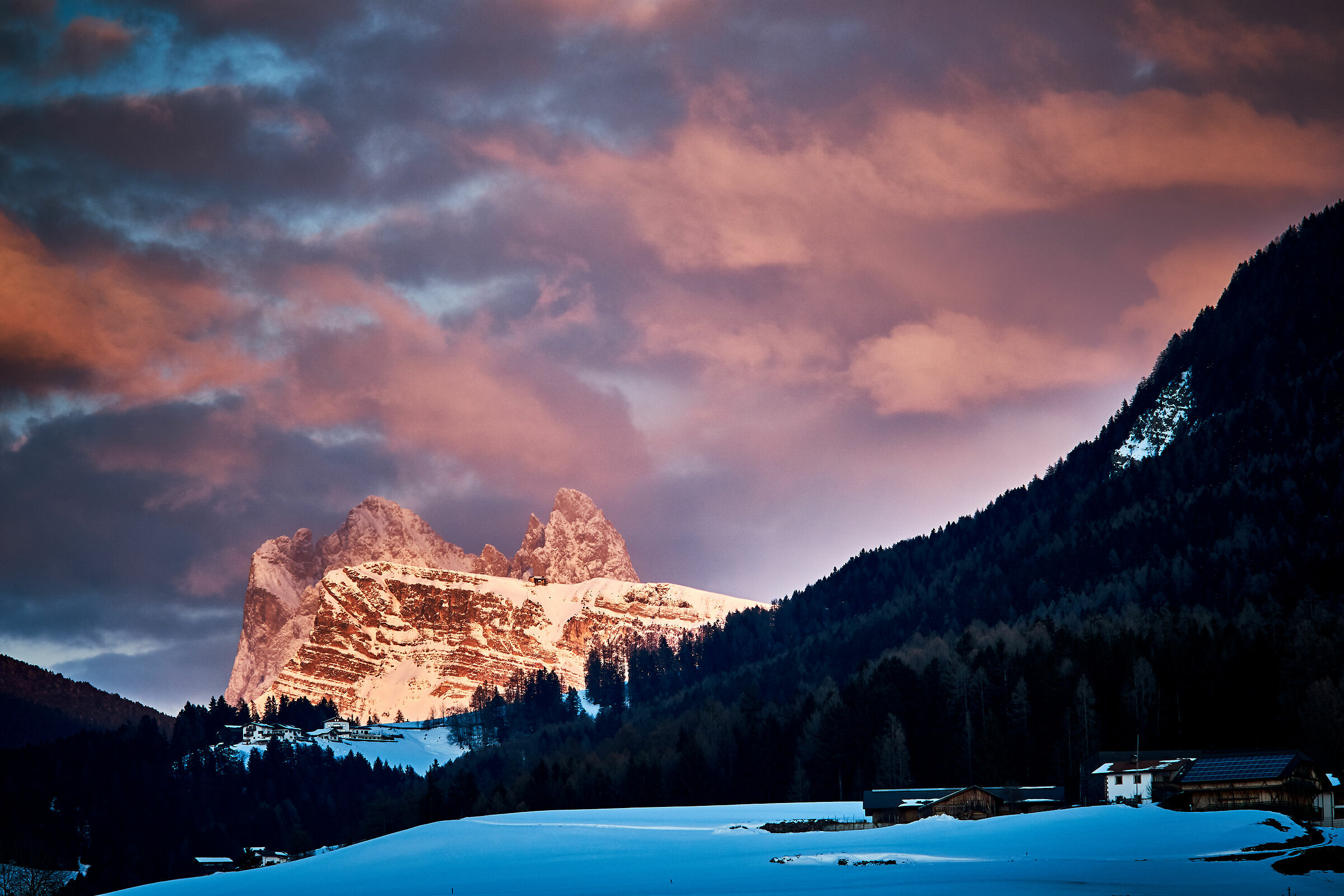 Seceda and Odle red light (correct)