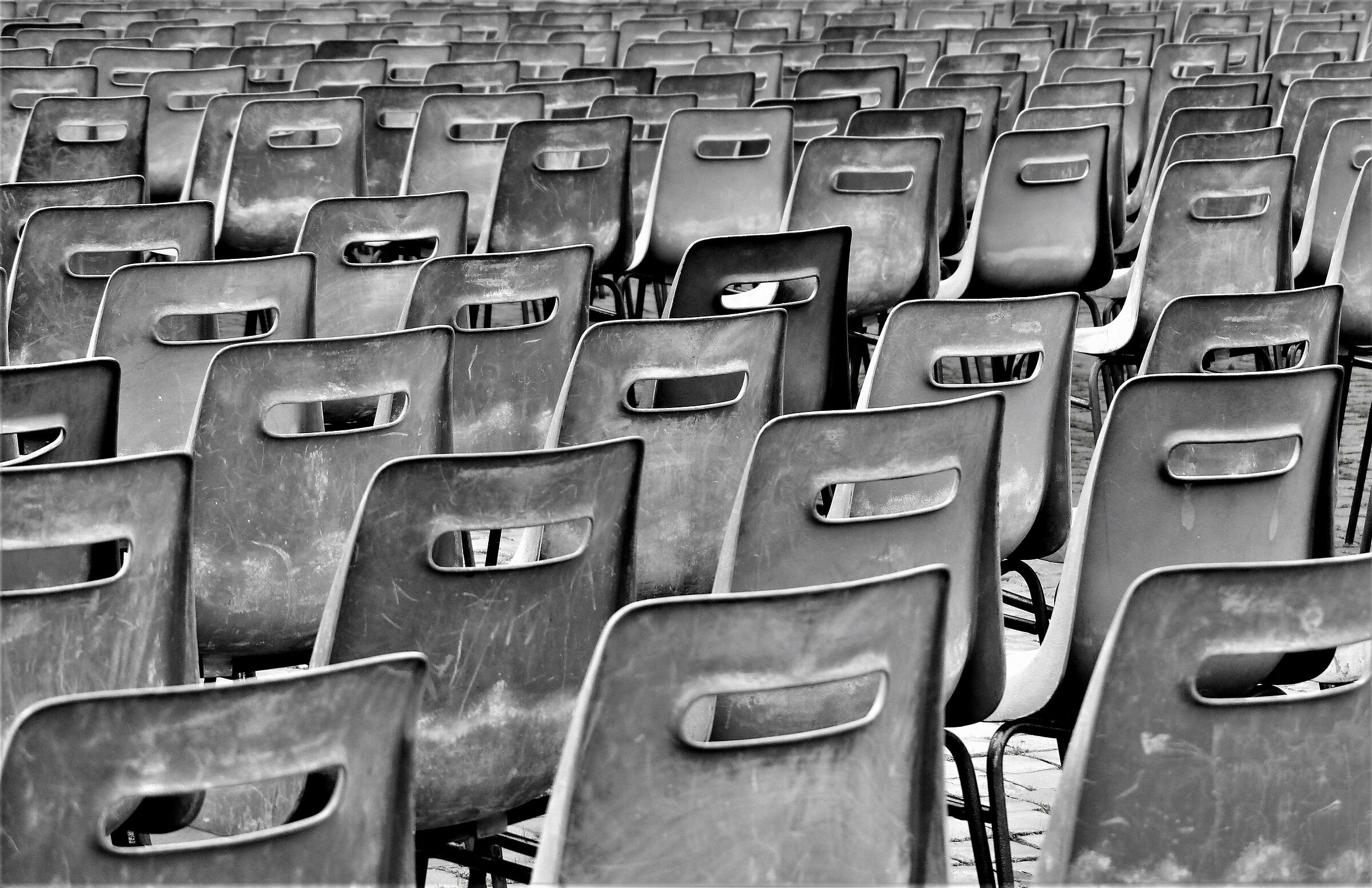 In attesa-Nessun colore