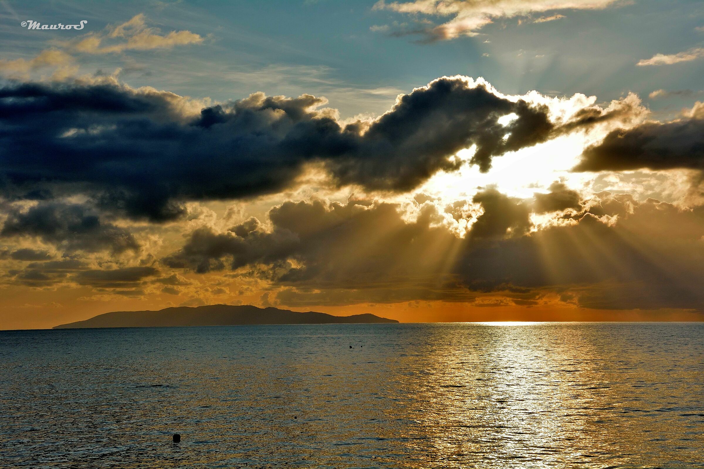 Tramonto sul Giglio