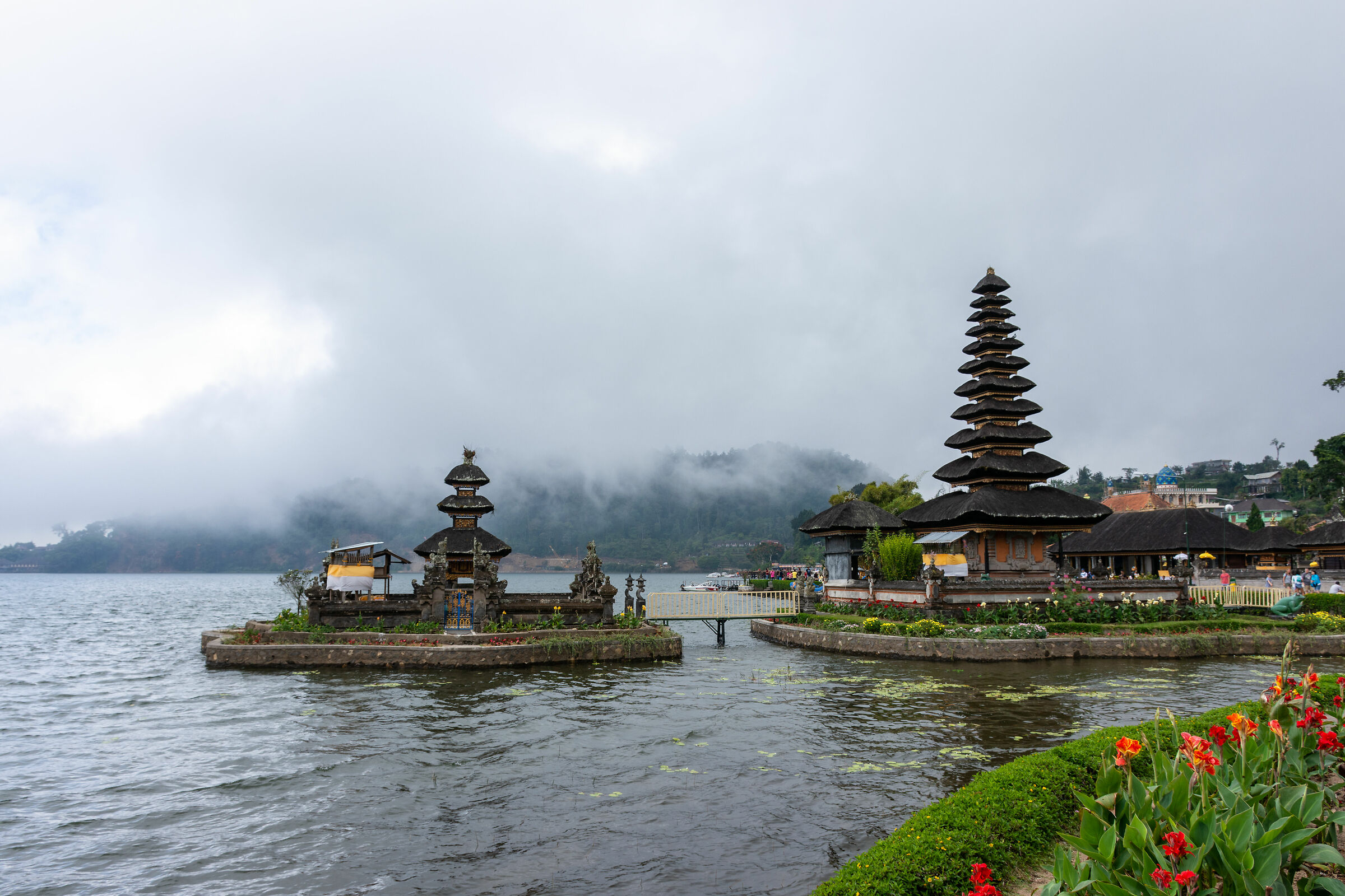 Fog looms over the Pure Ulun Danu