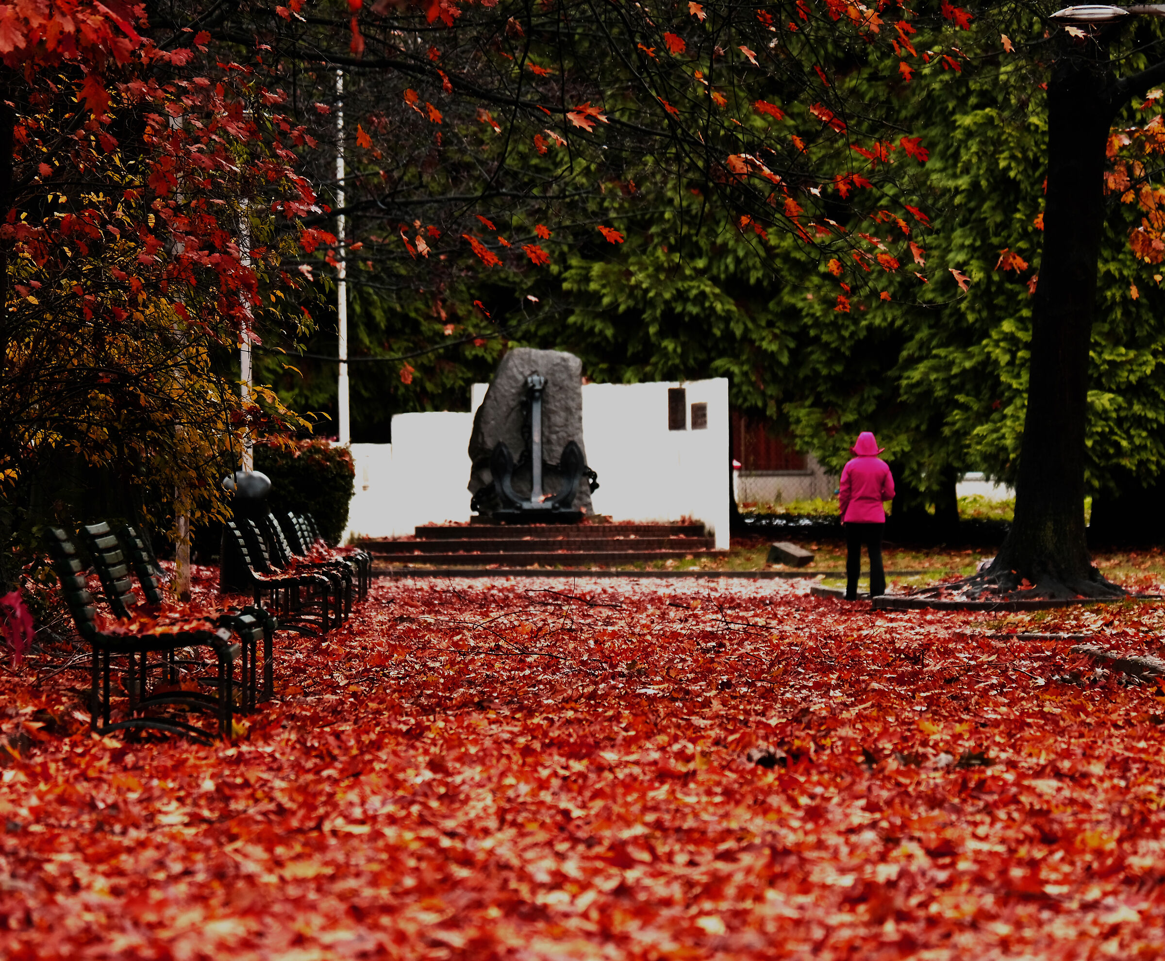 La in fondo al vial....
