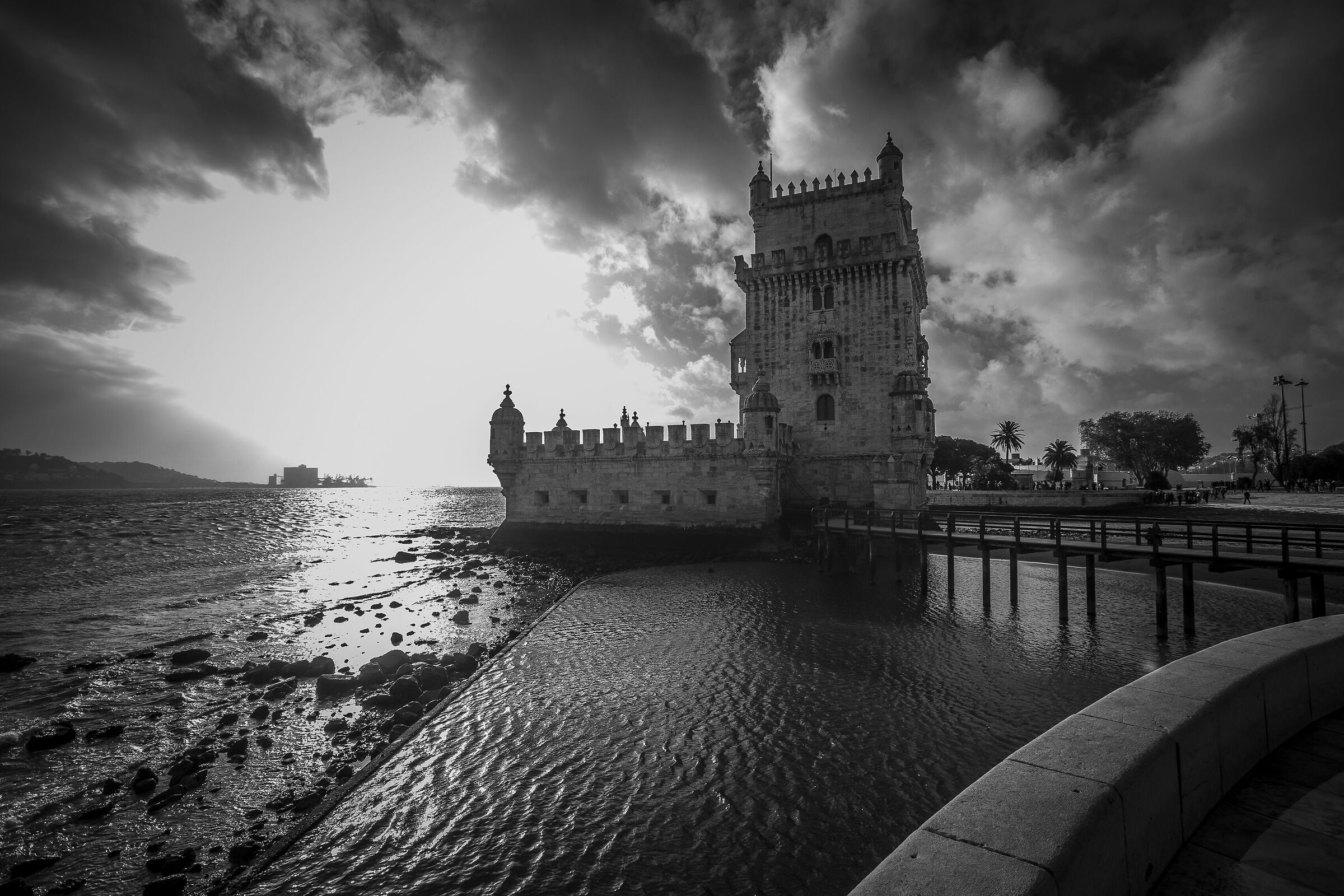 Belem's Tower, Black and White