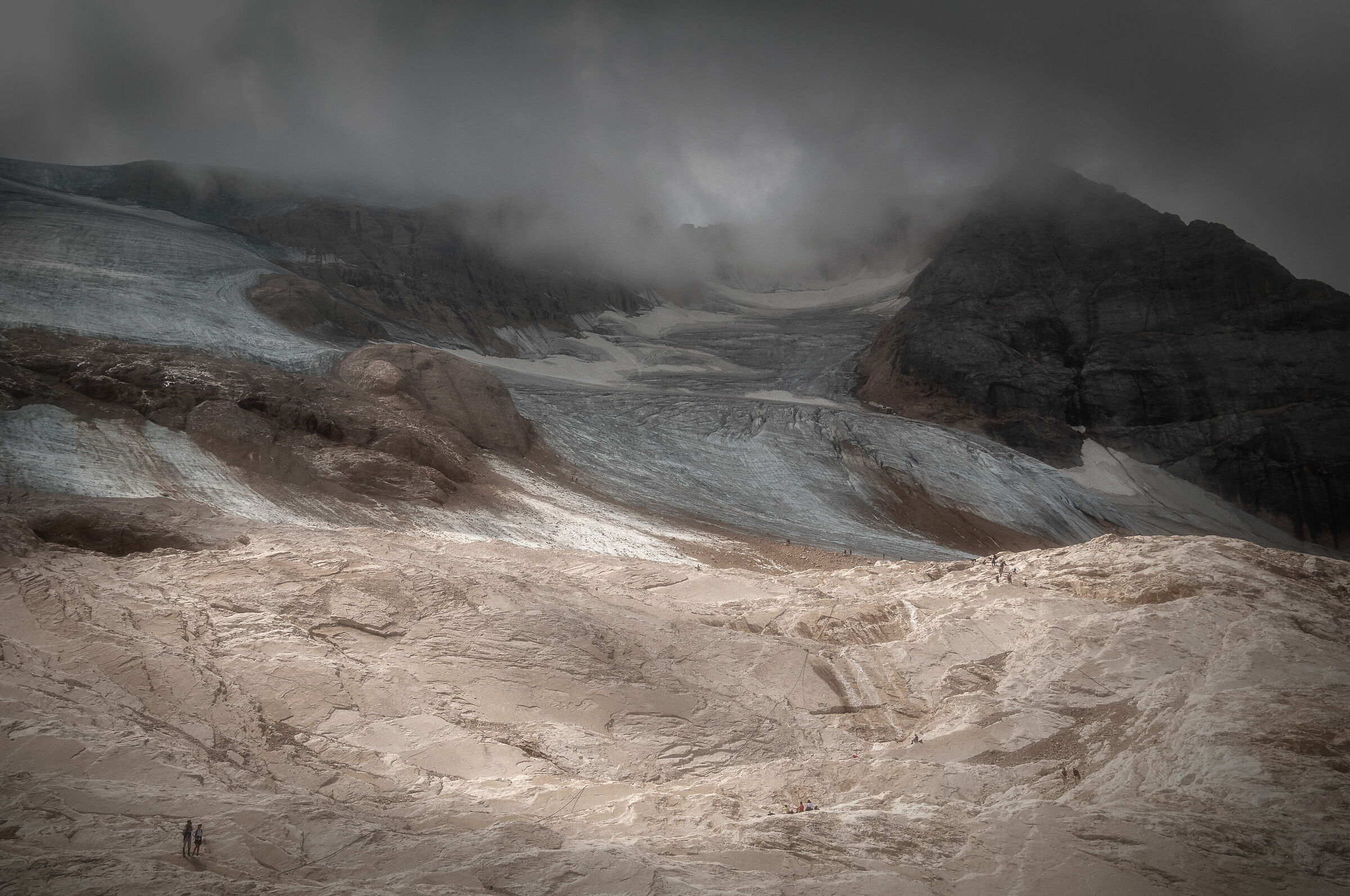 The ghost glacier