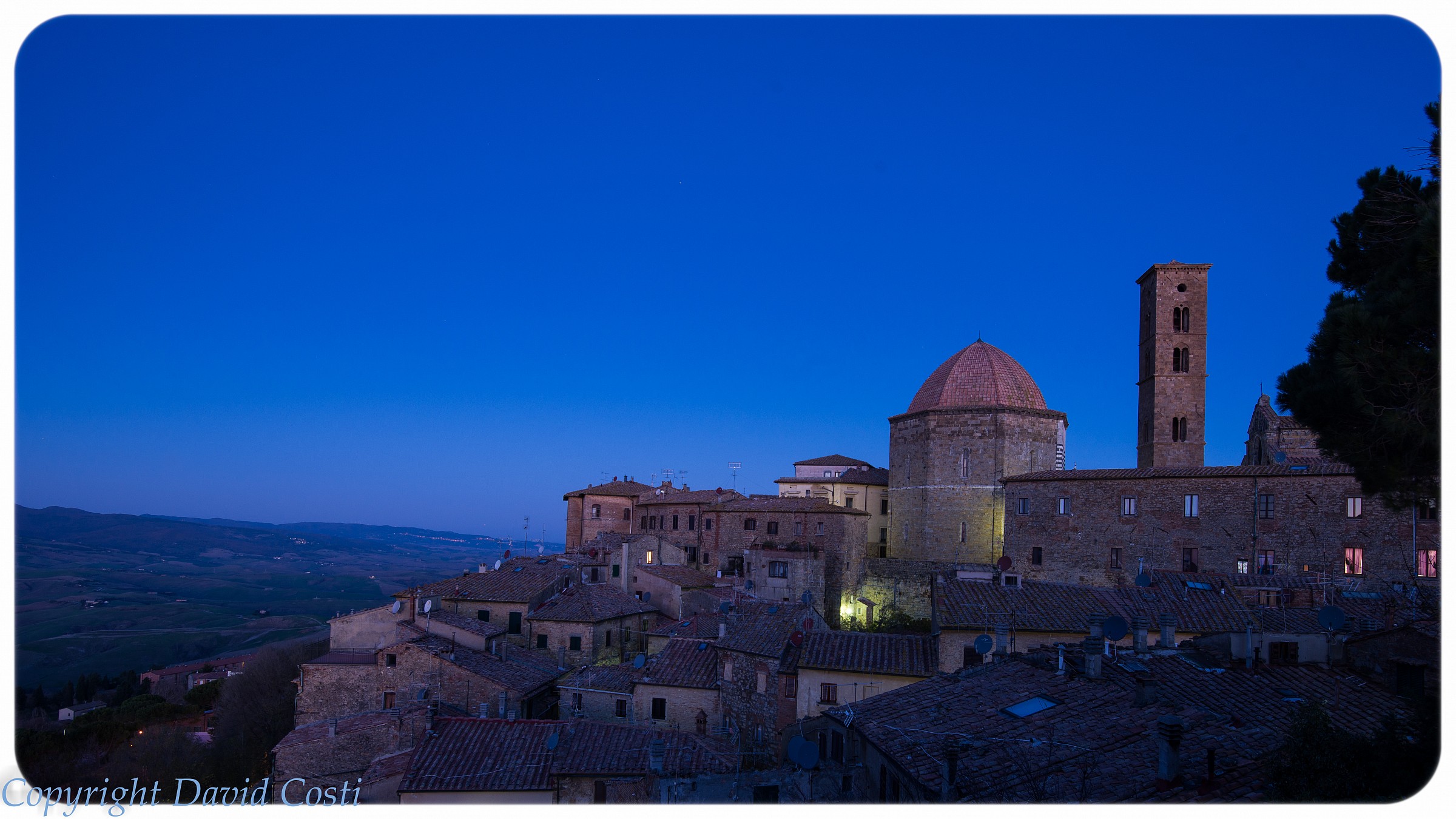 Volterra prima dell'alba