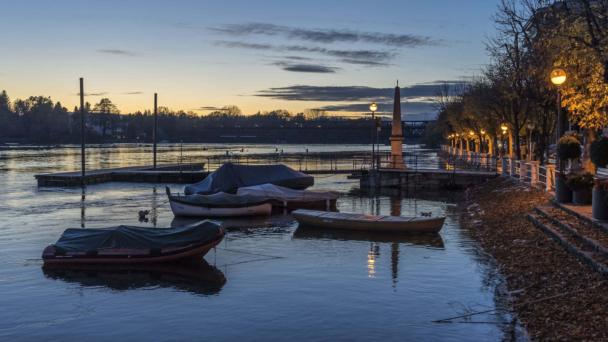 Monday 25 November 2019, 17:08:14