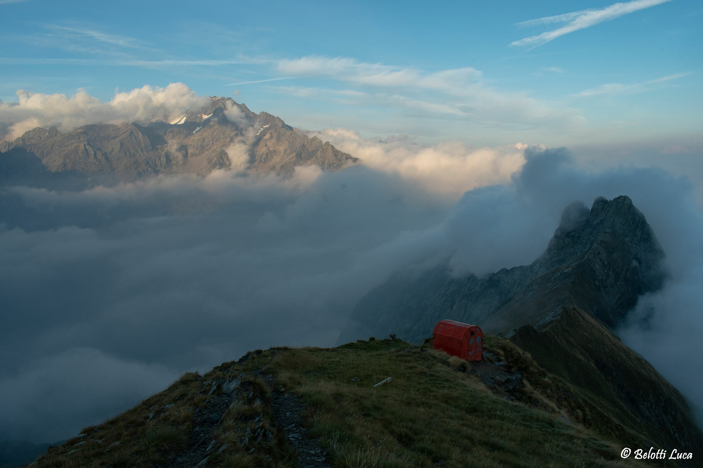 Bivouain in the clouds