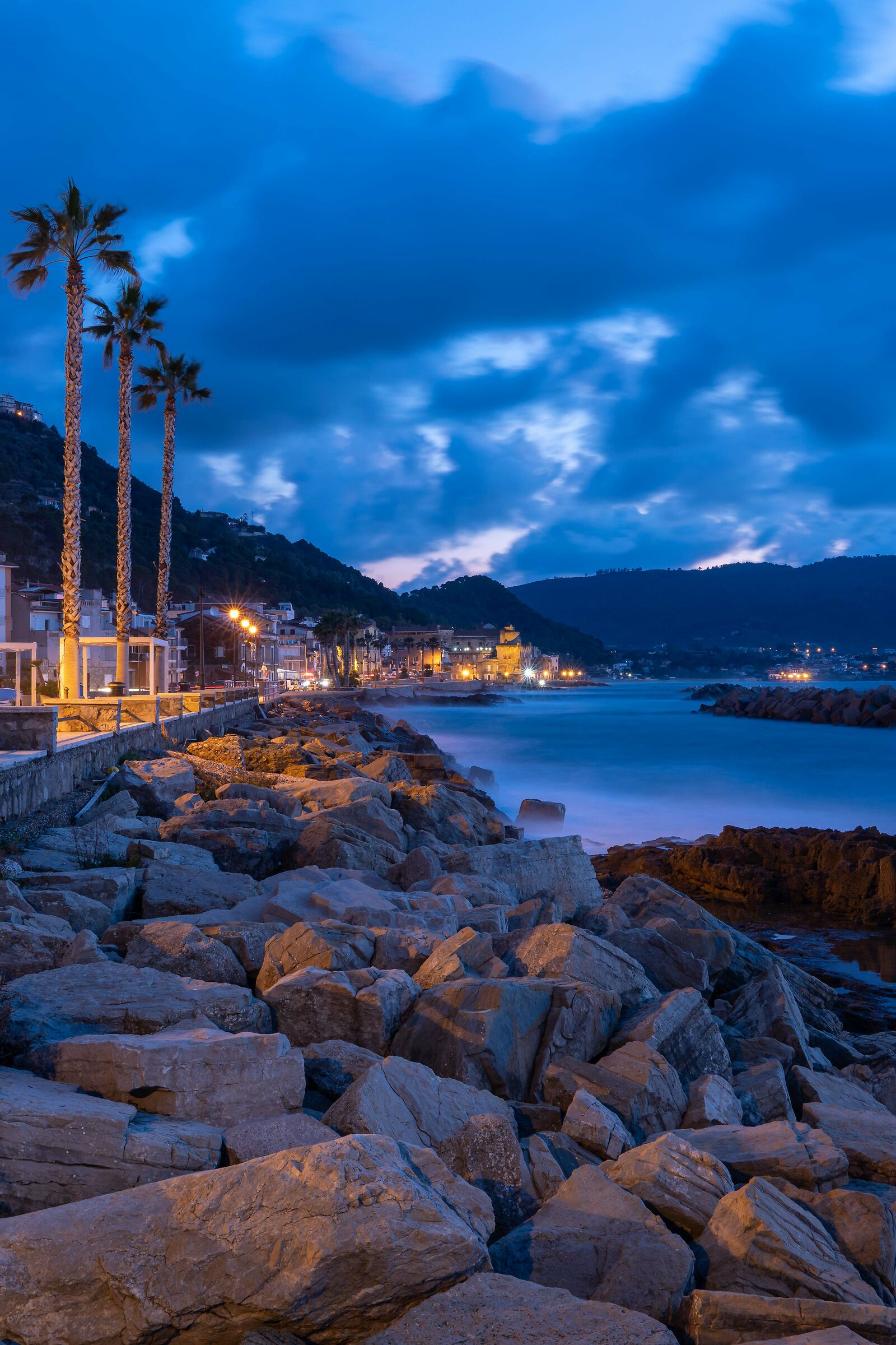 Lungomare all'ora blu