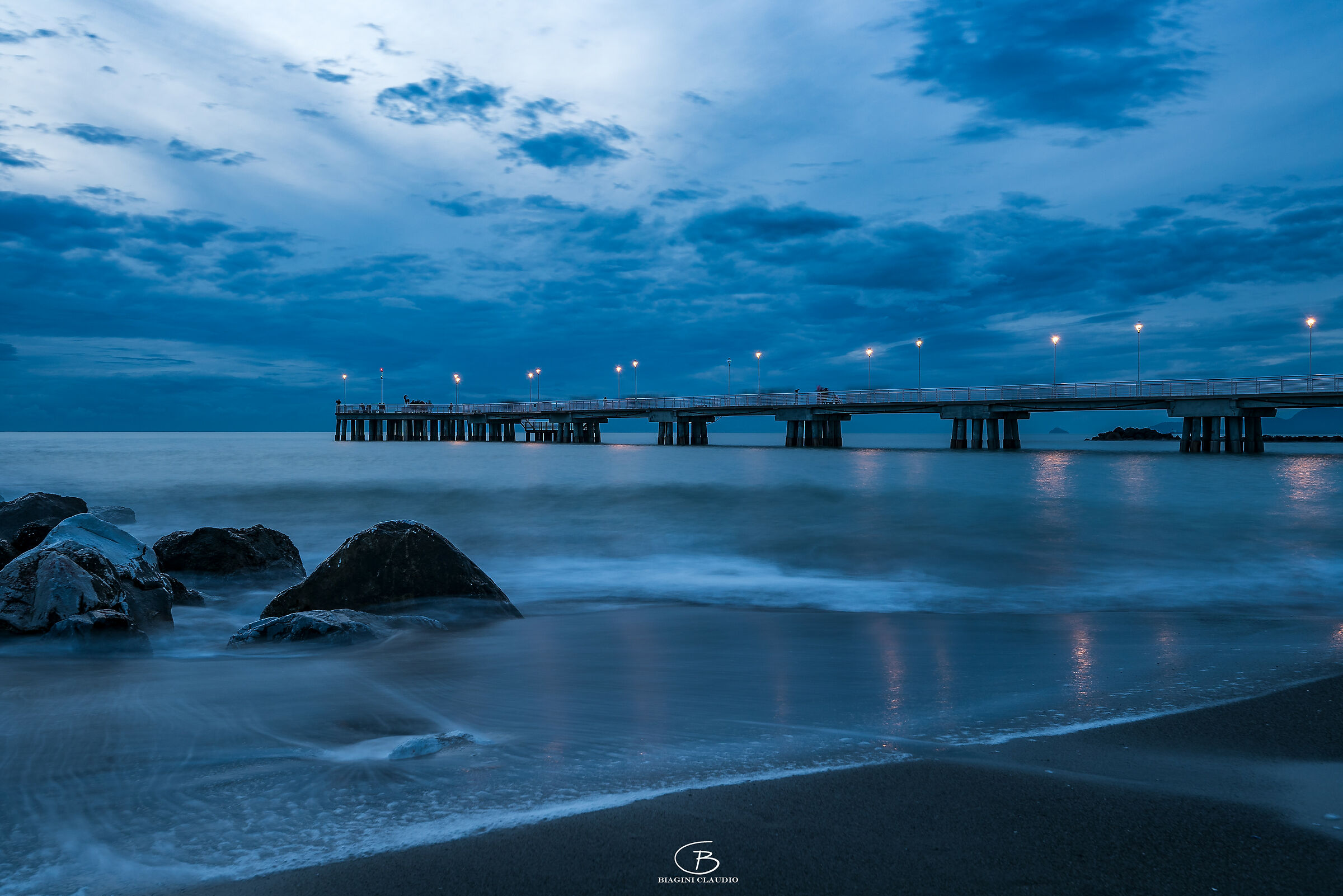 Blue time at wharf 2