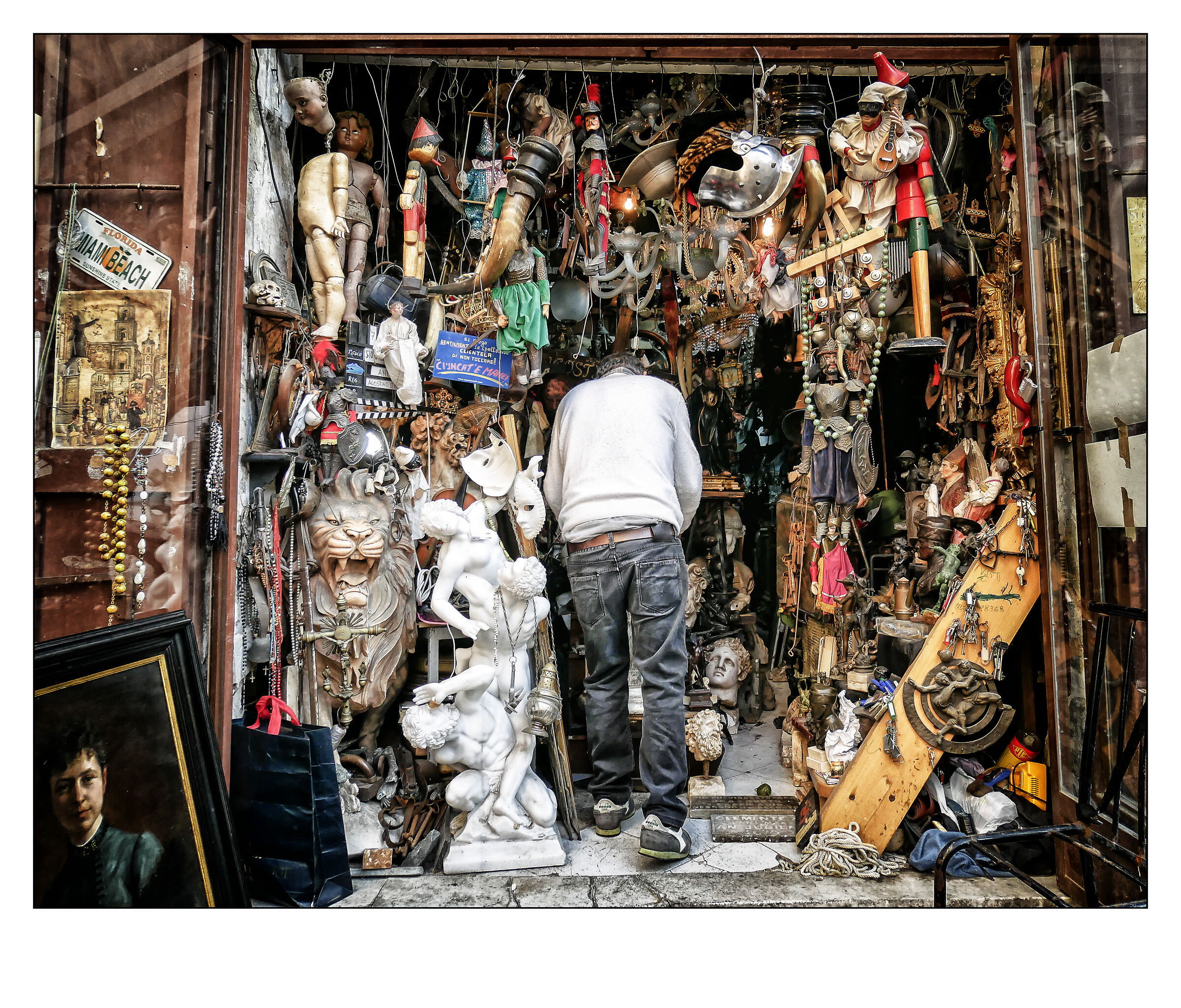 Chigi Palace... Italy-