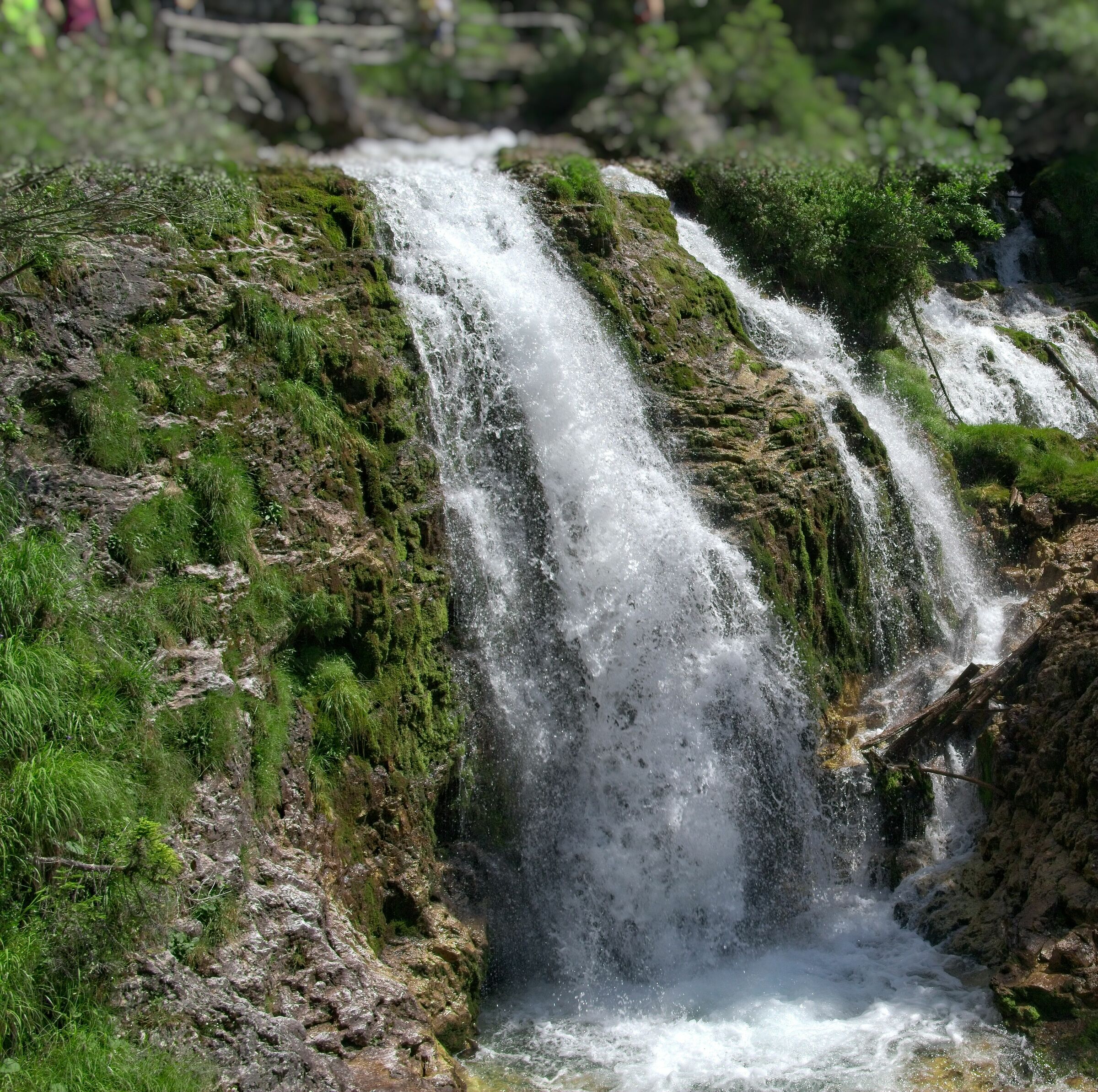 Cascata inferocita