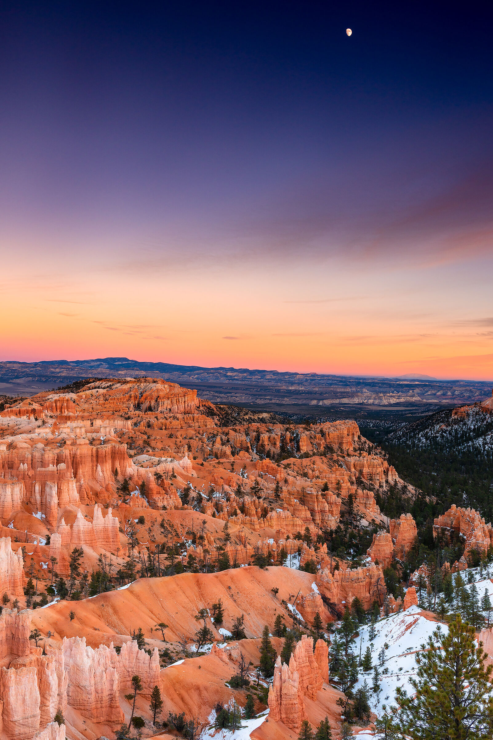 Sunset at Bryce Canyon